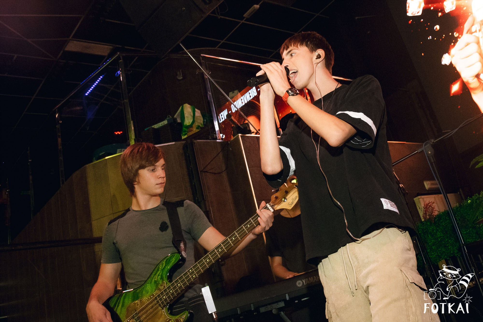 Oktoberfest Torrevieja 2025 в Avalon — Stones of the Coast, живая музыка и рок-атмосфера | Фоторепортаж FOTKAI