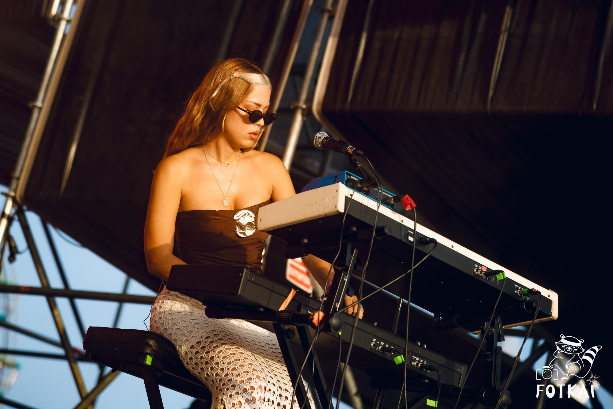 Low Festival 2026 — Full Concert Photo Report from the Opening Night in Torrevieja | FOTKAI