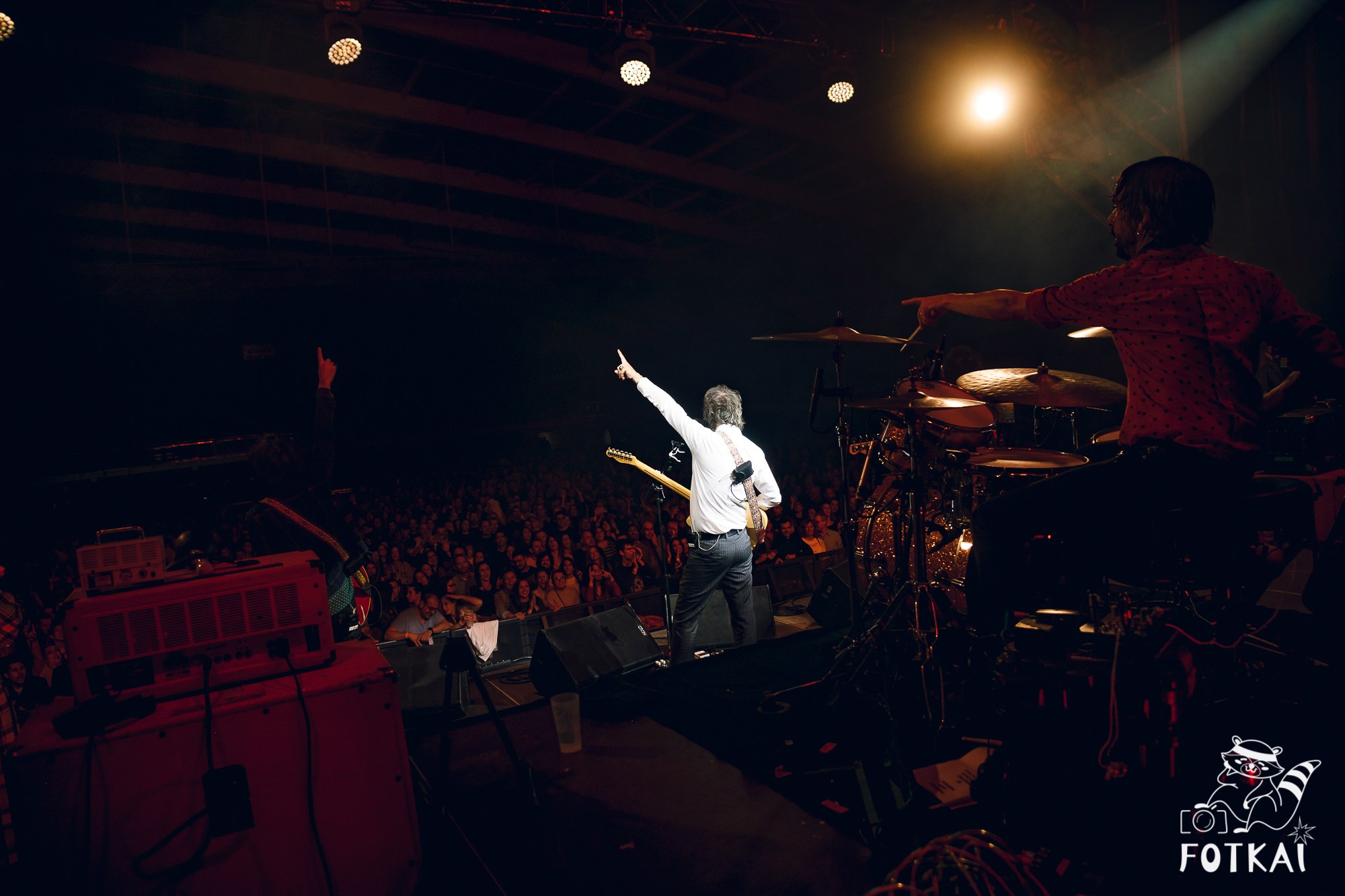 Sidonie en Torrevieja 2025 – Fotos del concierto y reportaje completo | FOTKAI