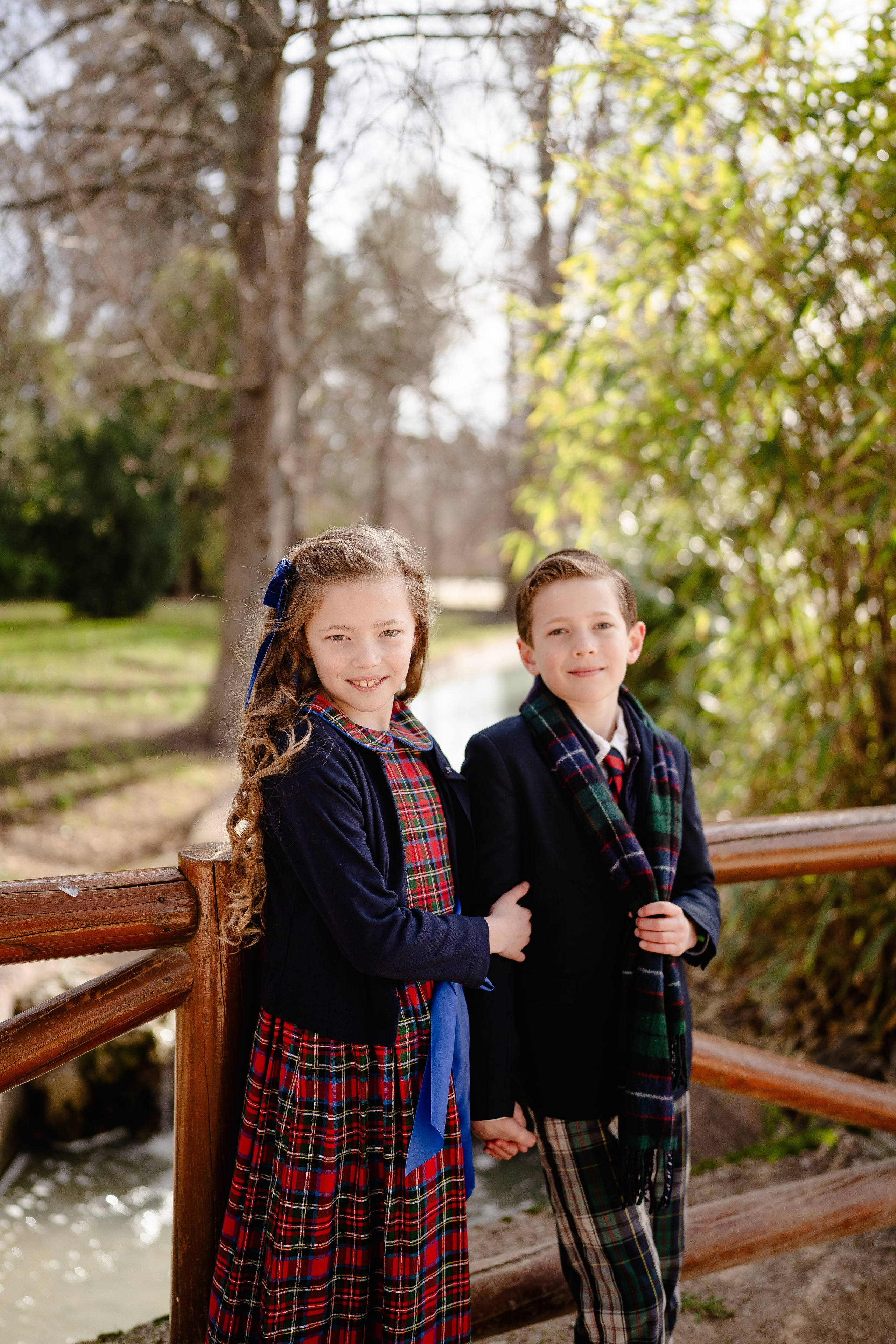 Family photoshoot in Retiro Park. Madrid Photographer for Proposals, Engagements & Families | Anya Petrova