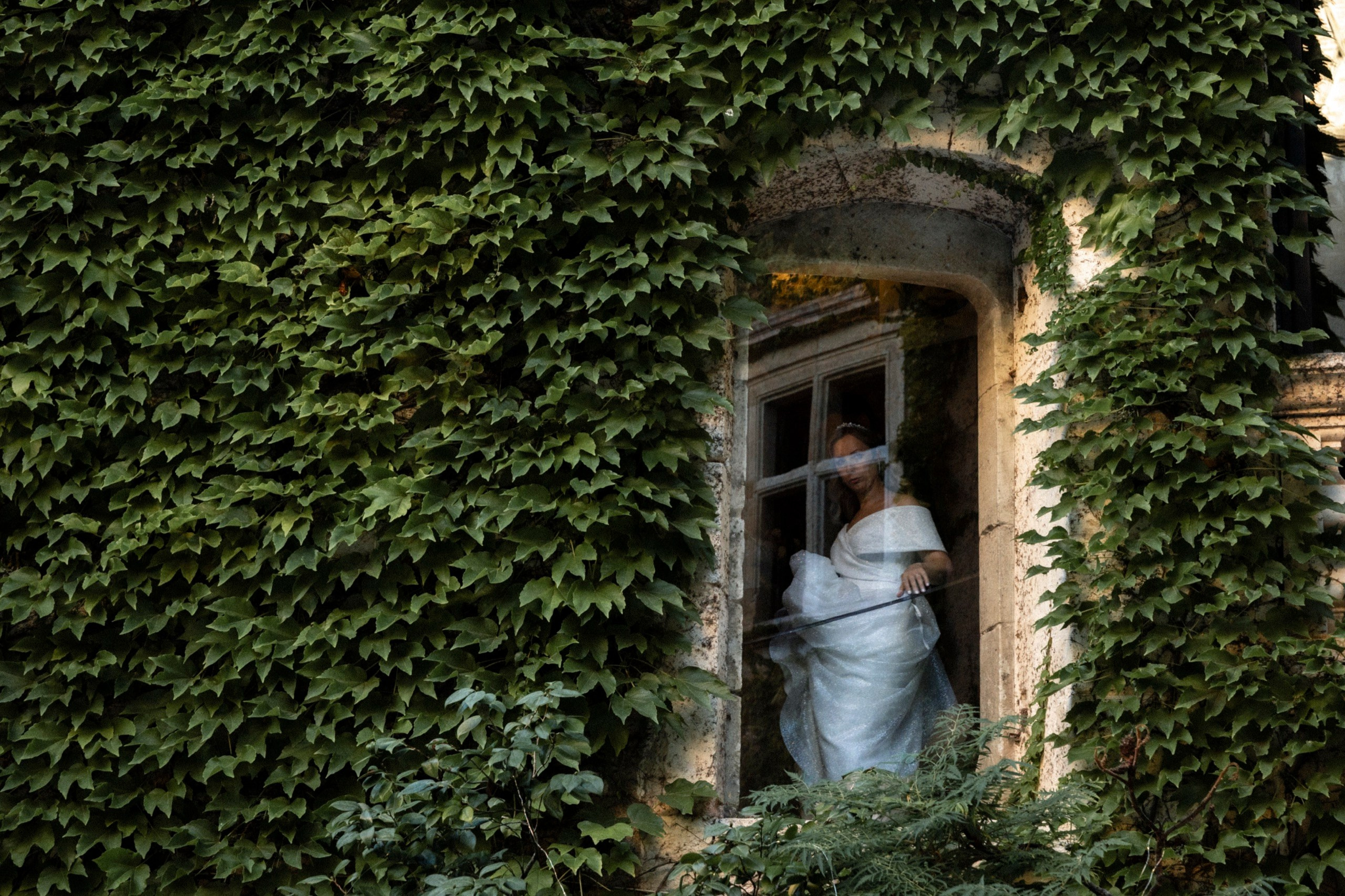 Tatiana & Ludovic: International Château Wedding near Albi