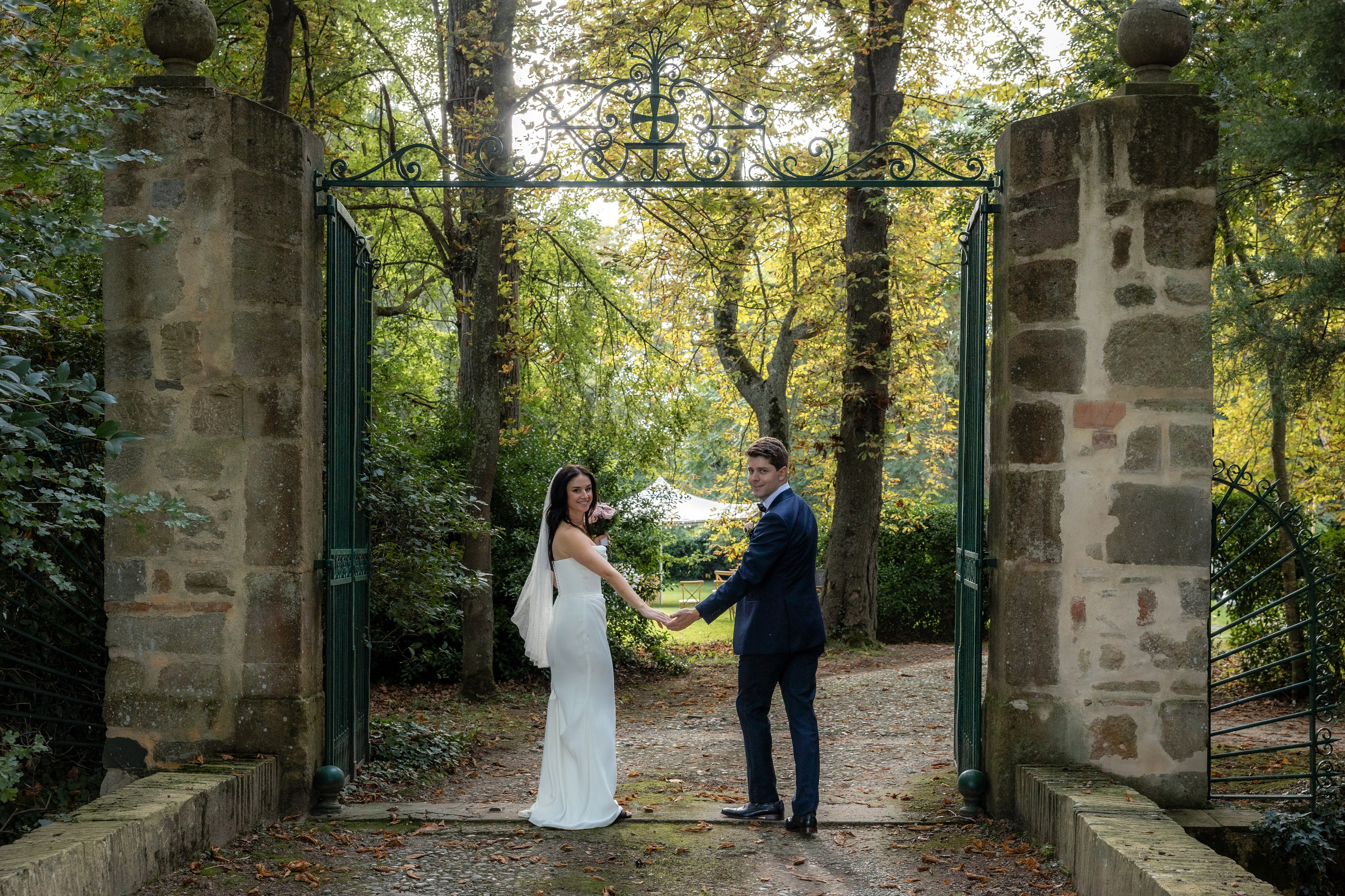 Tatiana & Ludovic: International Château Wedding near Albi