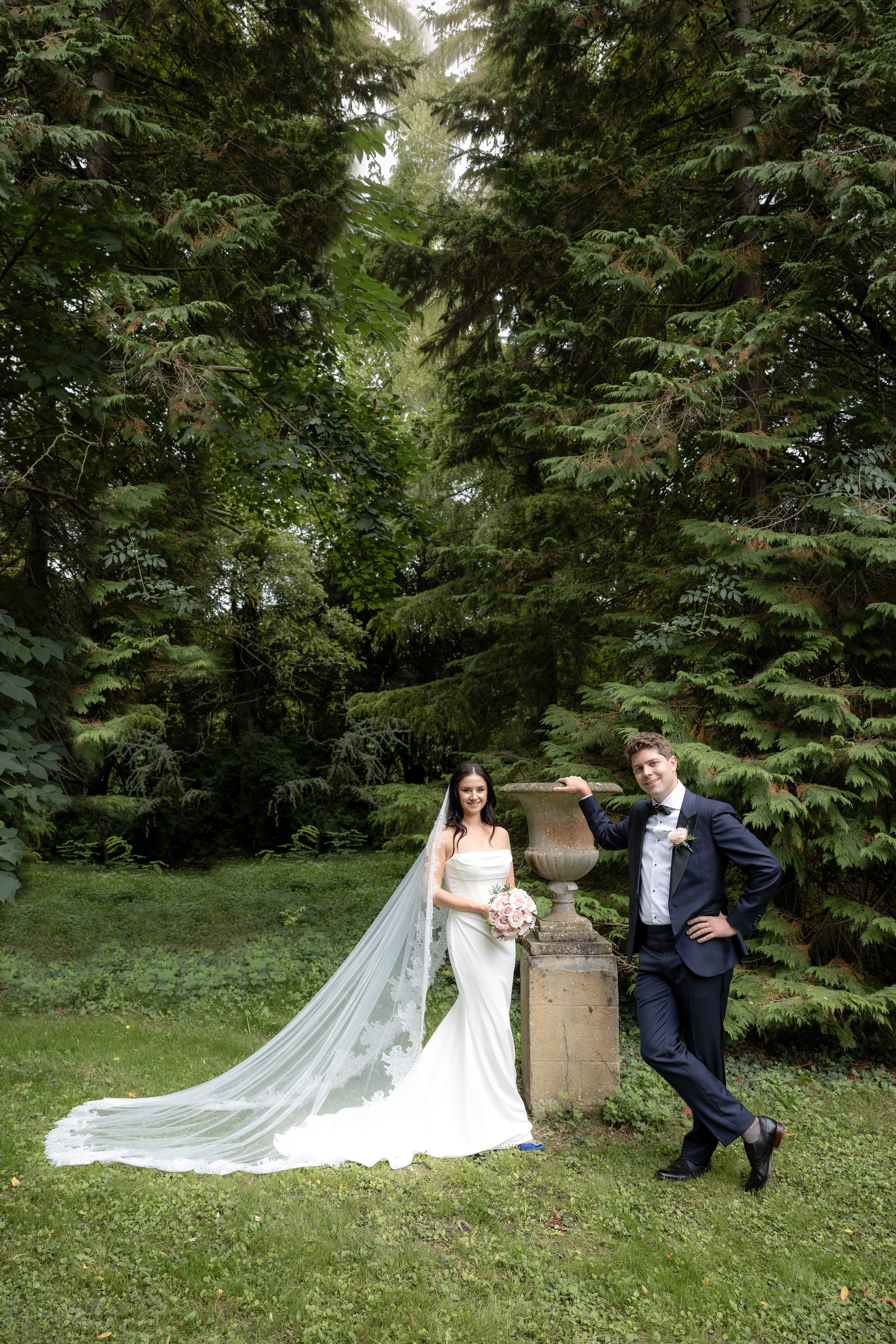 Tatiana & Ludovic: International Château Wedding near Albi