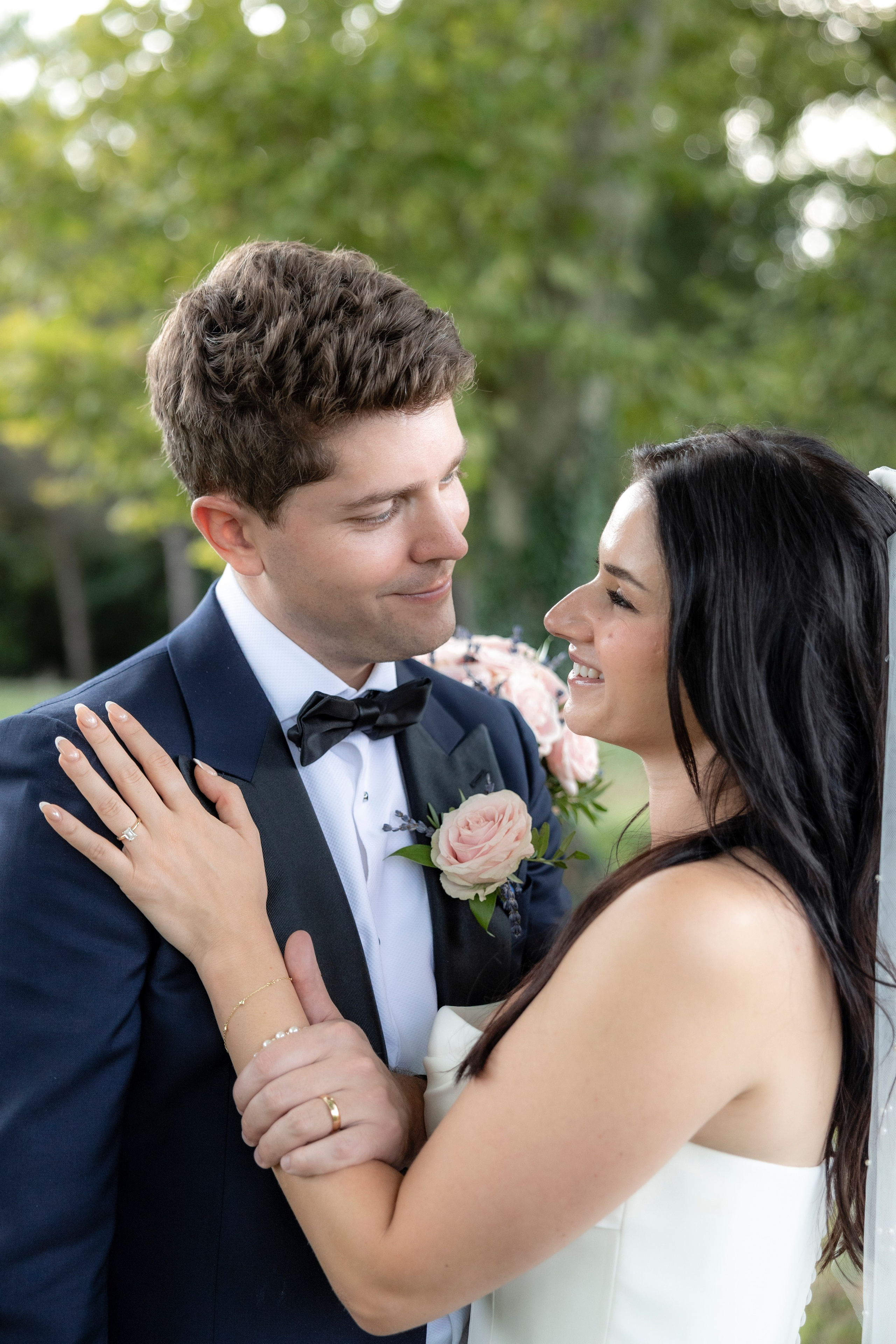 Tatiana & Ludovic: International Château Wedding near Albi