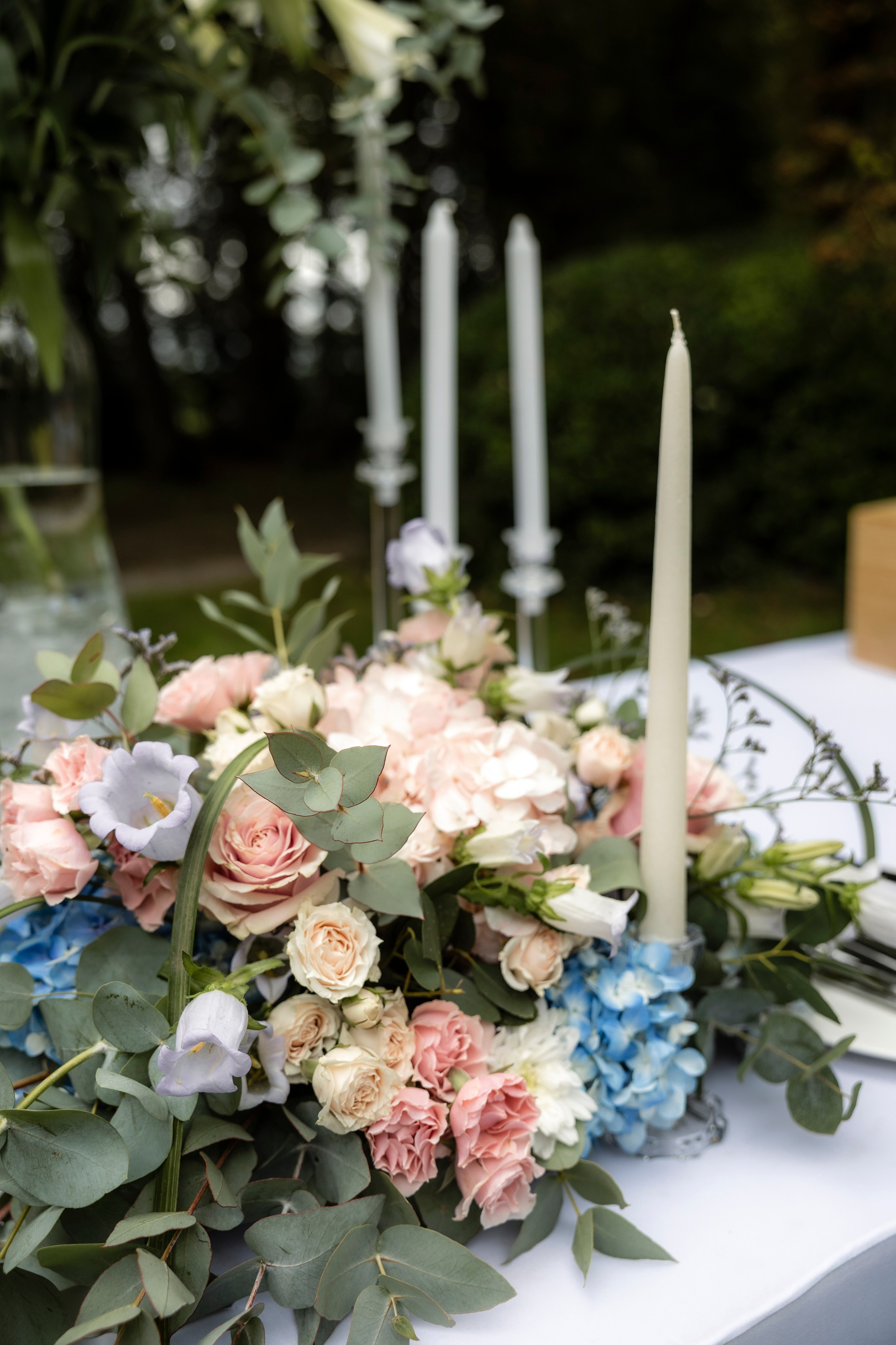 Tatiana & Ludovic: International Château Wedding near Albi