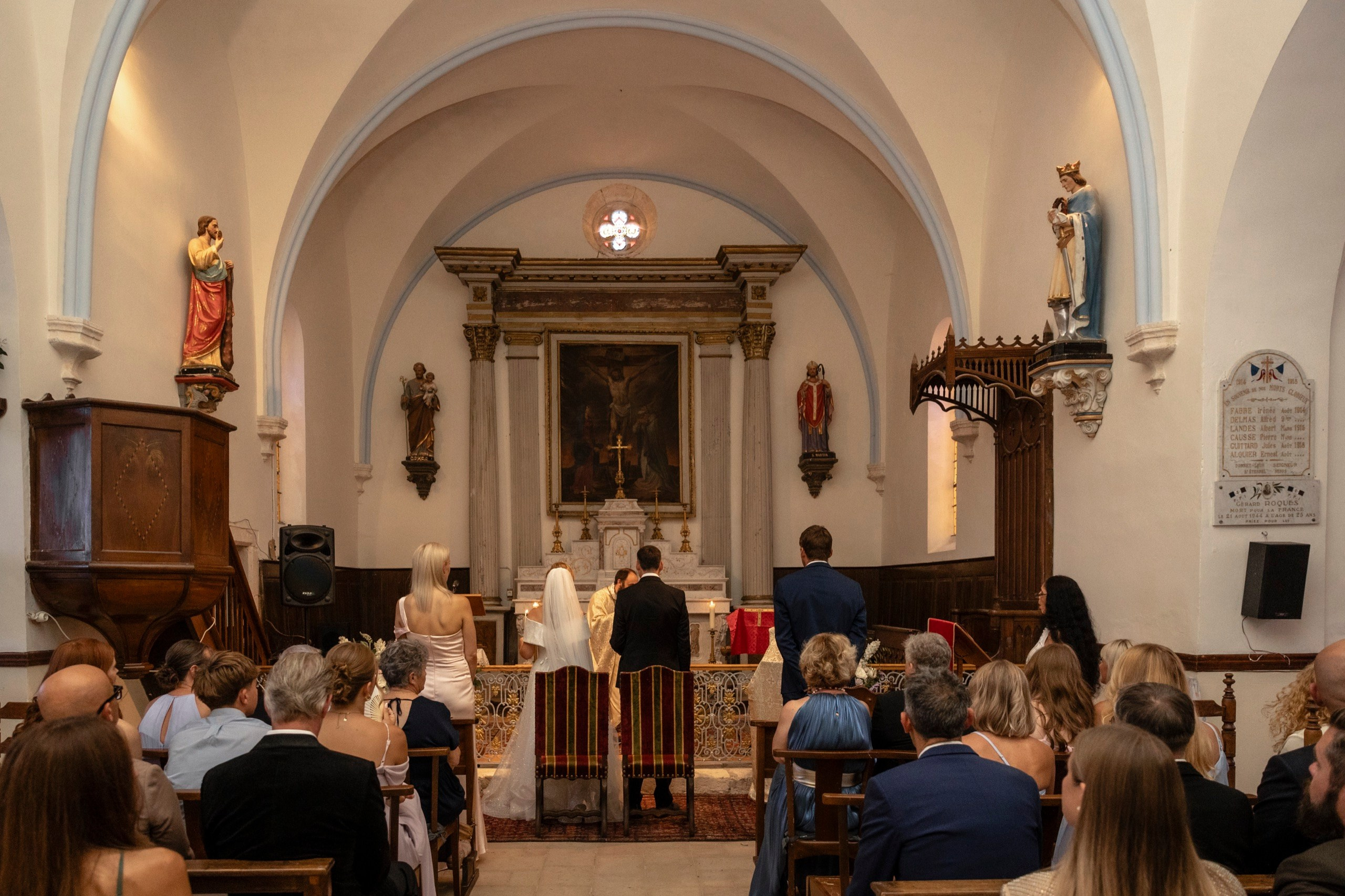 Tatiana & Ludovic: International Château Wedding near Albi
