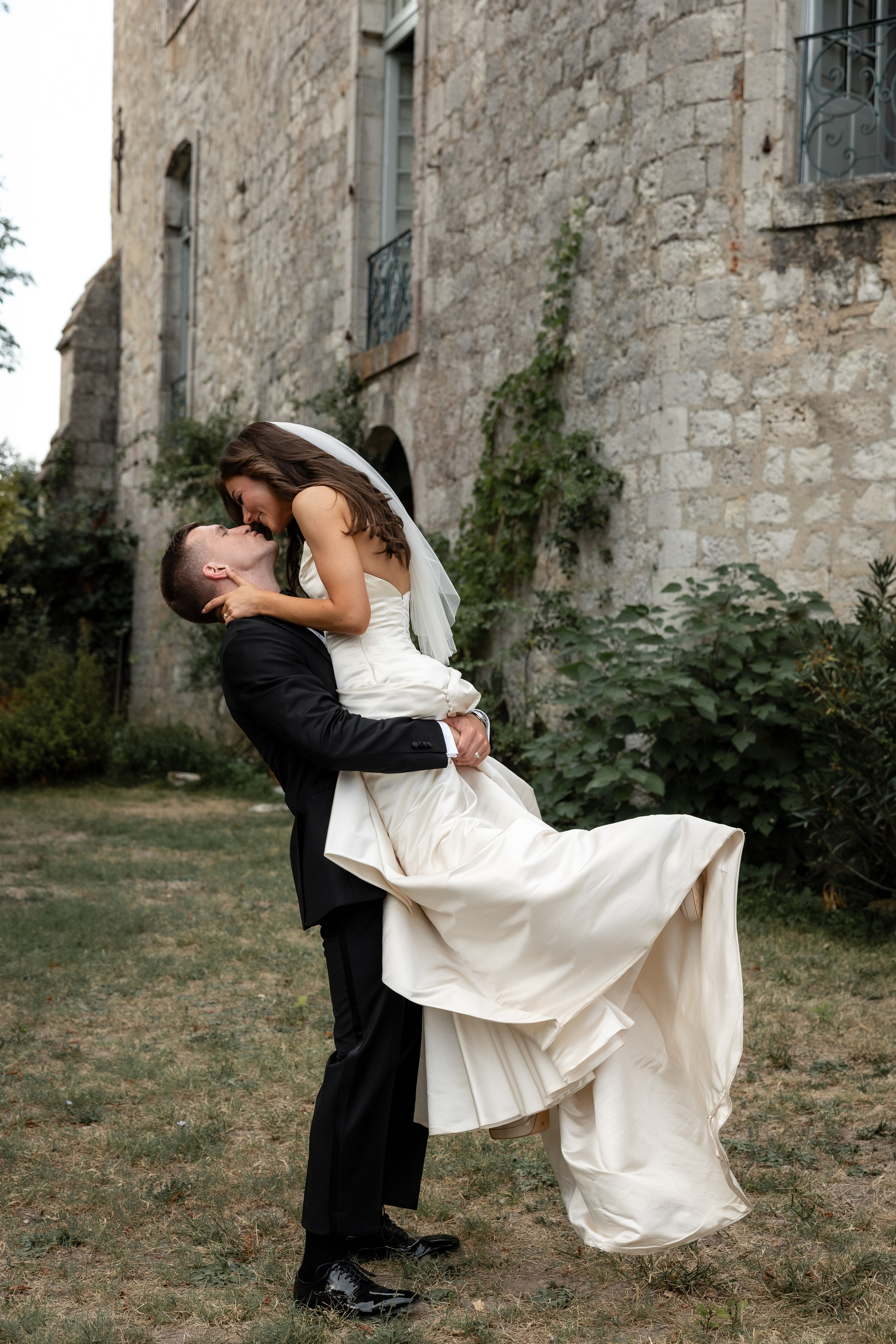 Jamie & Matt · Château de Goudourville