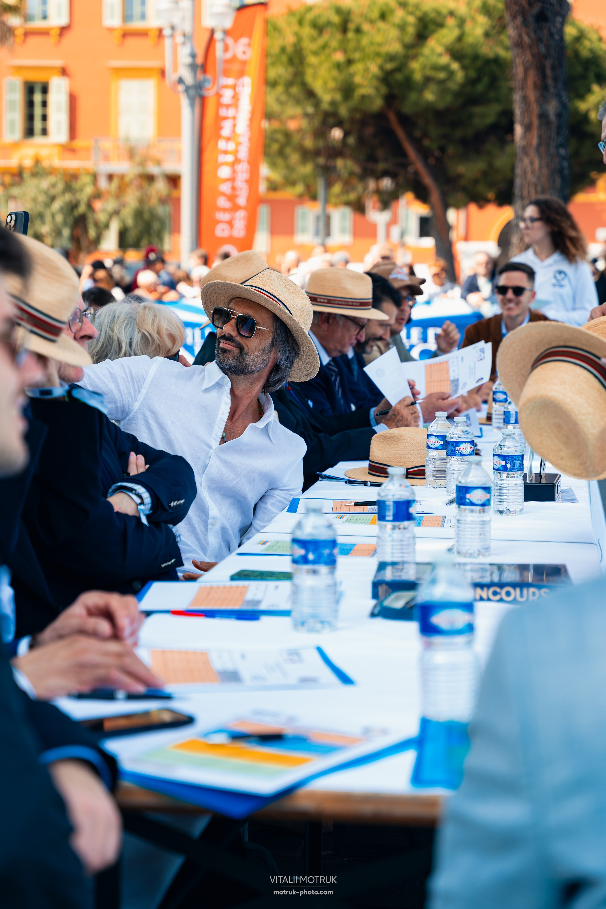 Legends de Nice. Photographe de voitures à Paris — Vitalii Motruk