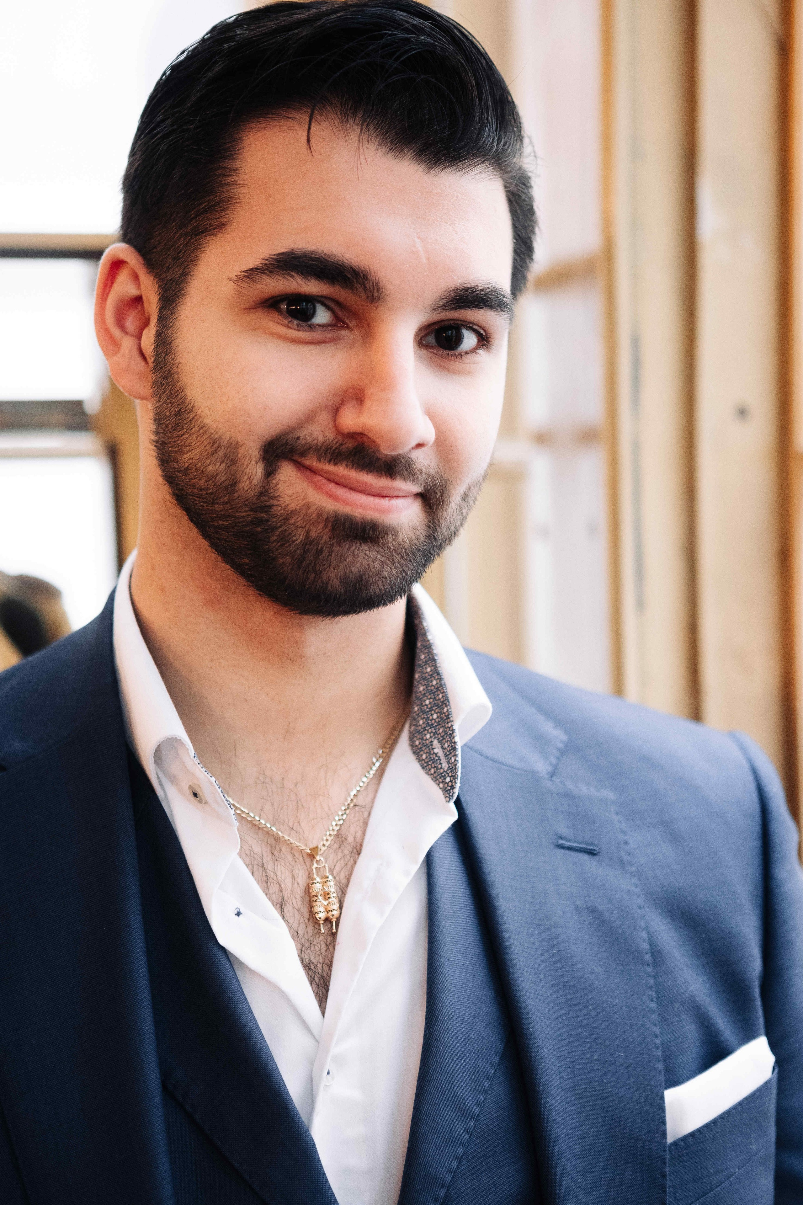 A LOVE STORY IN VIENNA. PHOTOGRAPHER IN ISRAEL