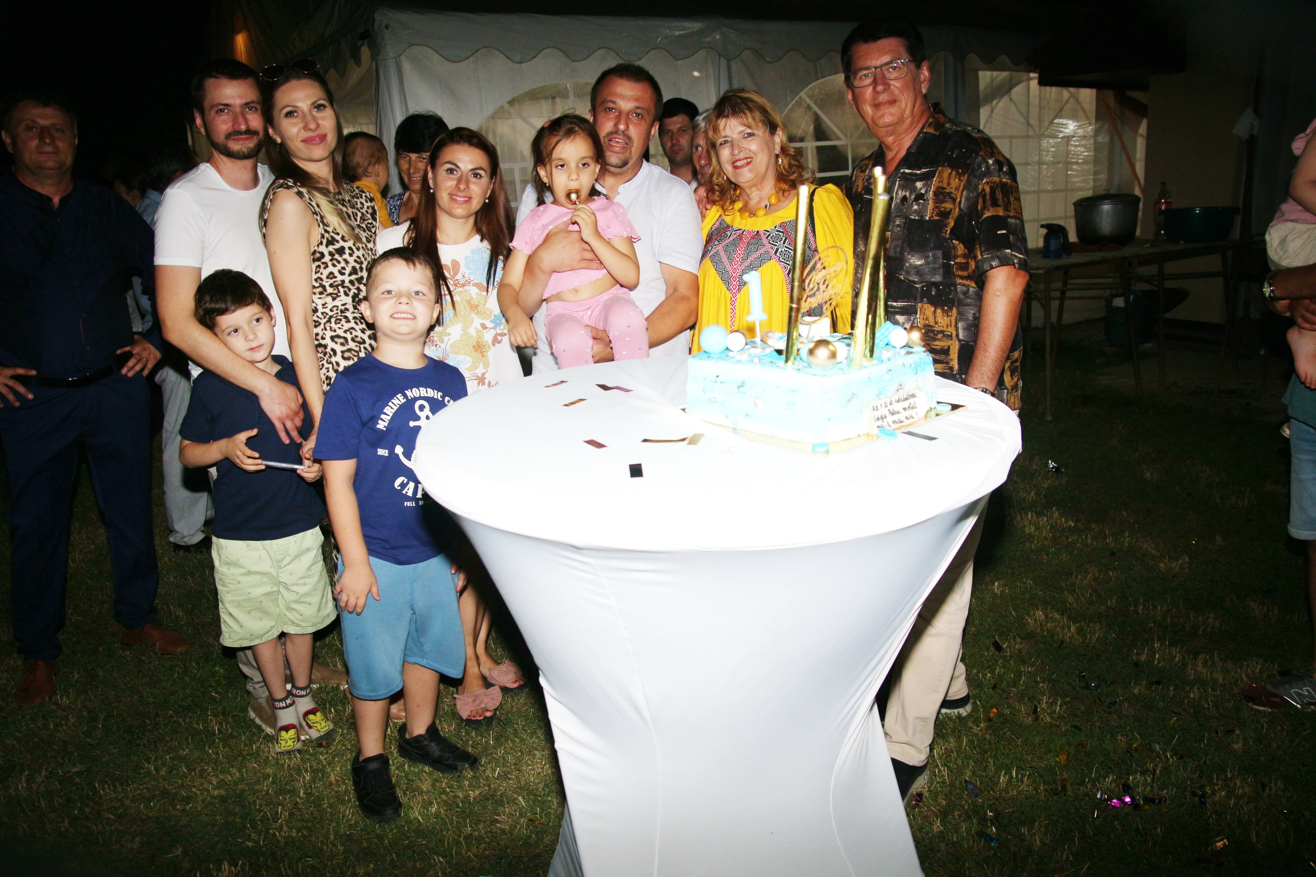 BYZO MEDIA. PETRU BYZO - family and children photographer in ROMANIA