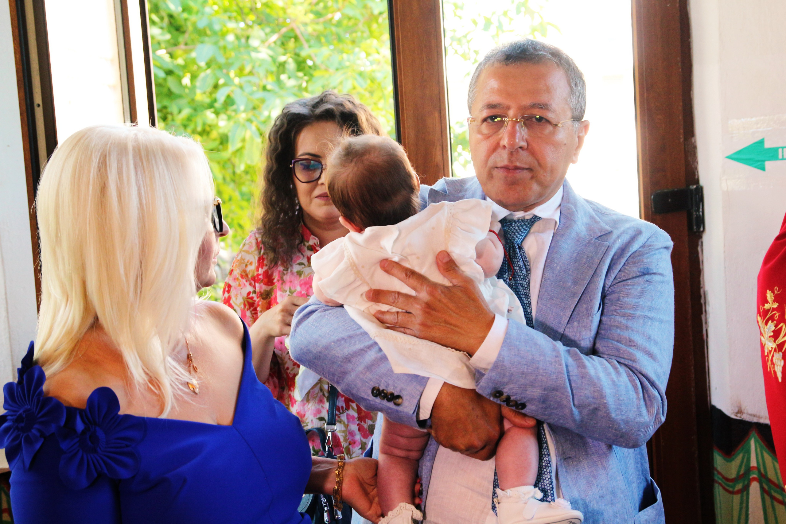 BYZO MEDIA. PETRU BYZO - family and children photographer in ROMANIA