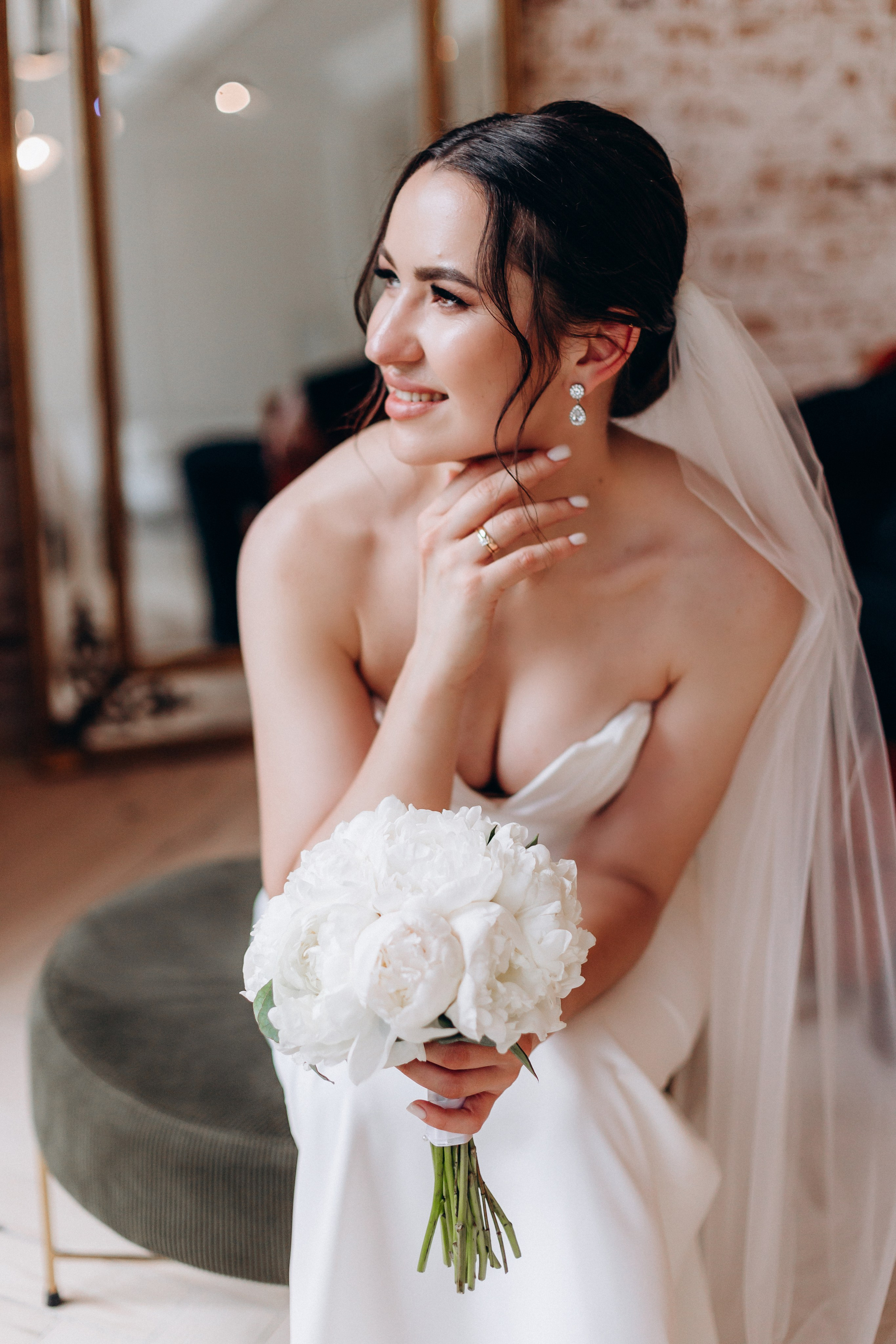 White Wedding. Wedding and Family Photograph