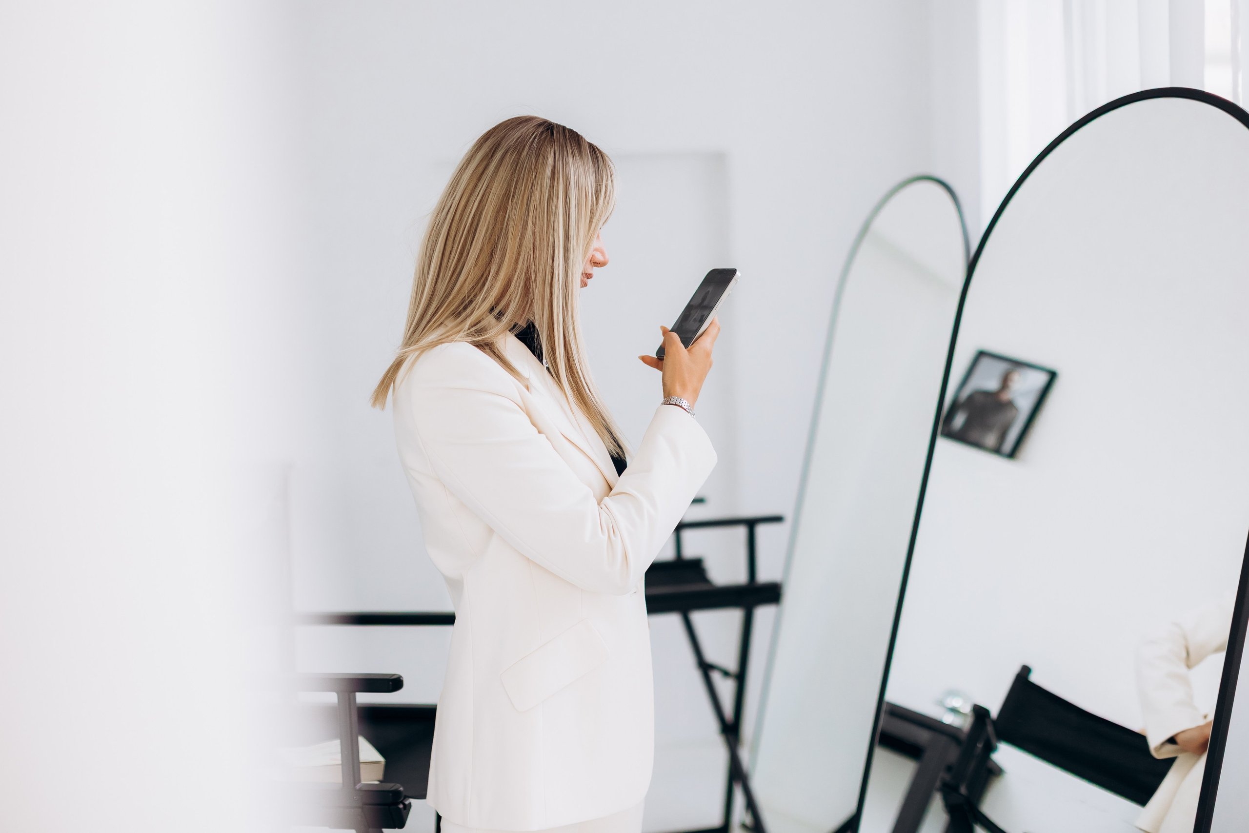 Anastasia (business portrait). Wedding and Family Photograph