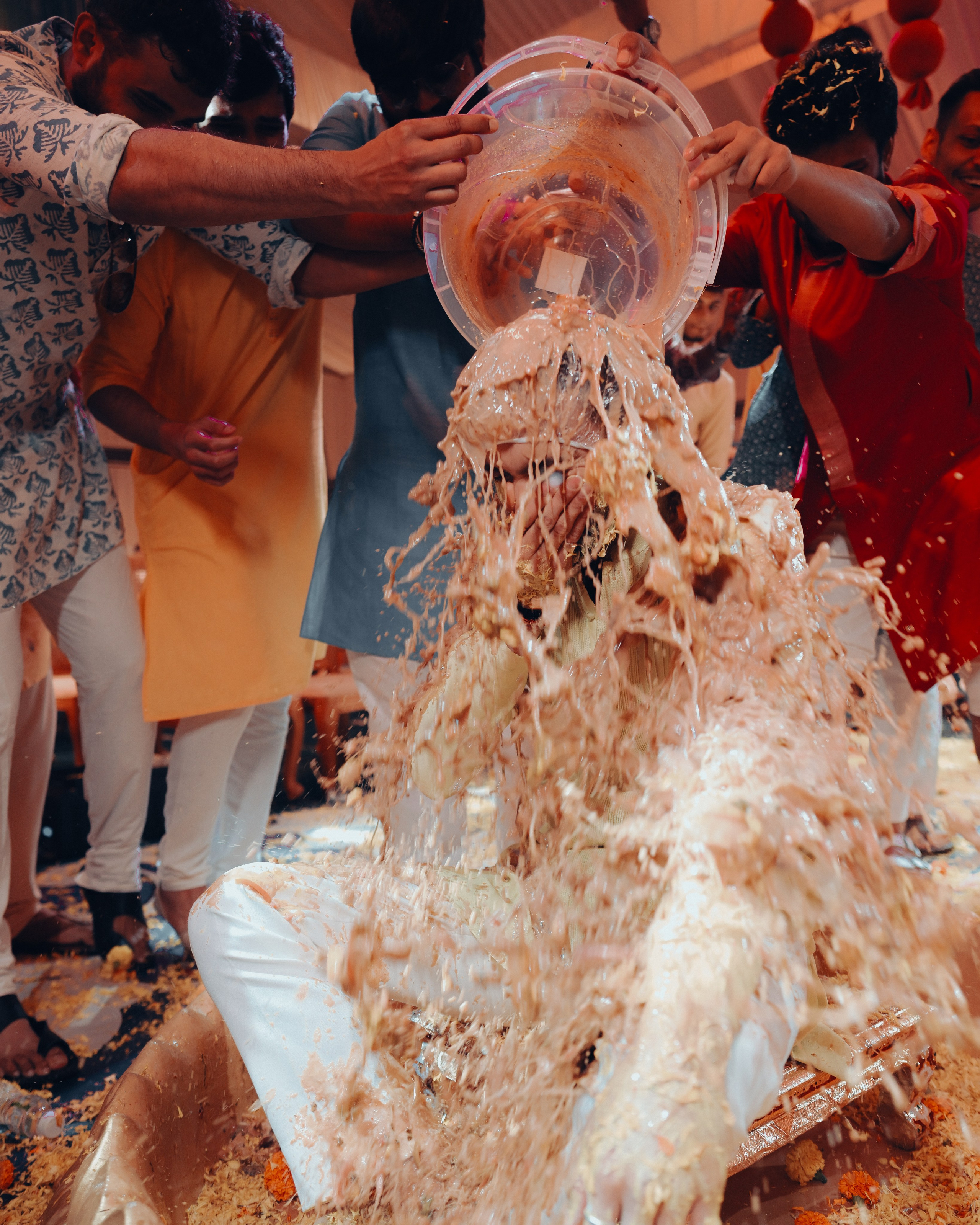 HALDI & MEHANDI. Wedding photographer Stalen Robert