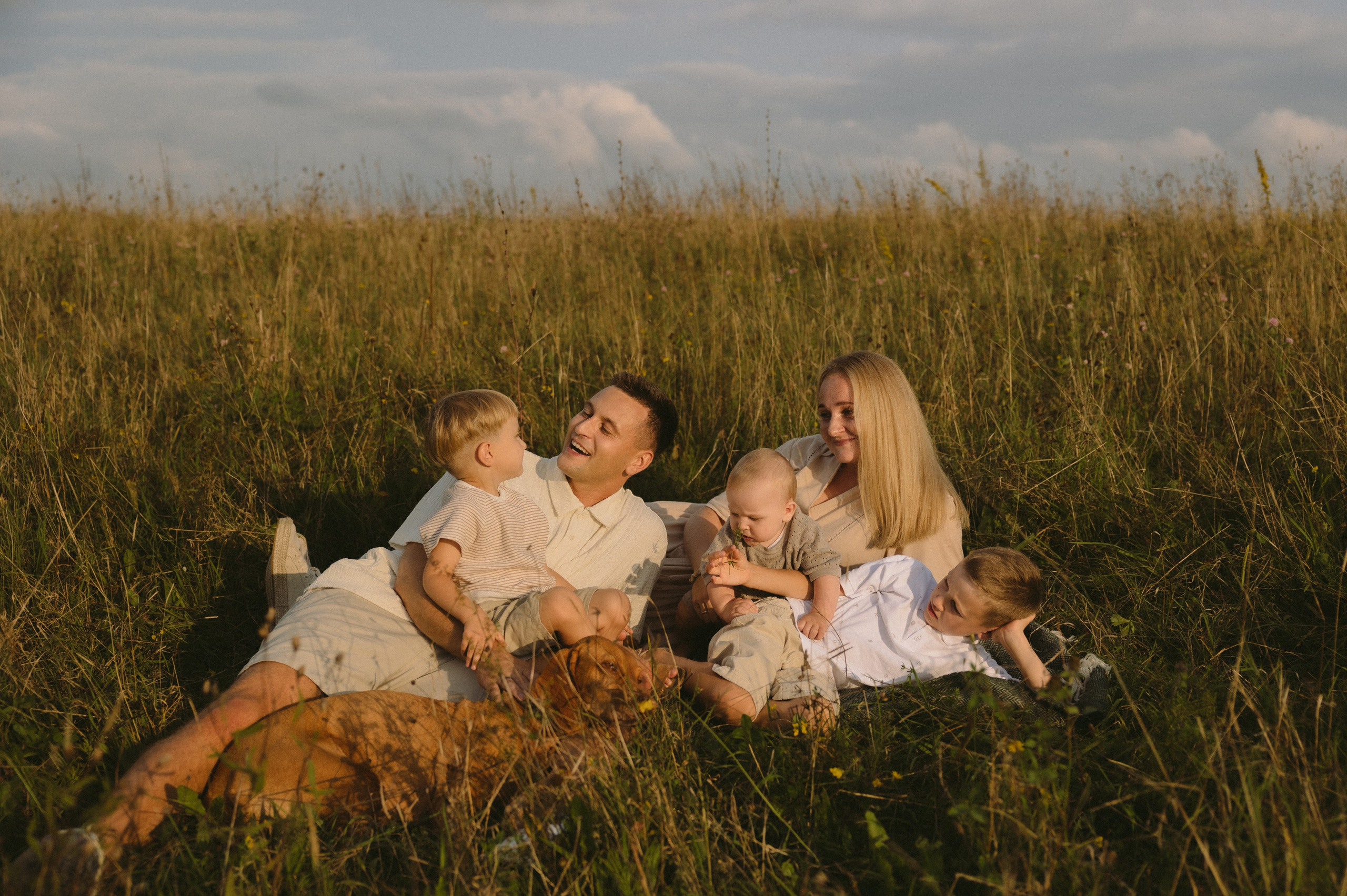 Simonos ir Mariaus šeima | PIEVA. Vestuvių ir šeimų fotografė Lena Bondarenko / belove photo