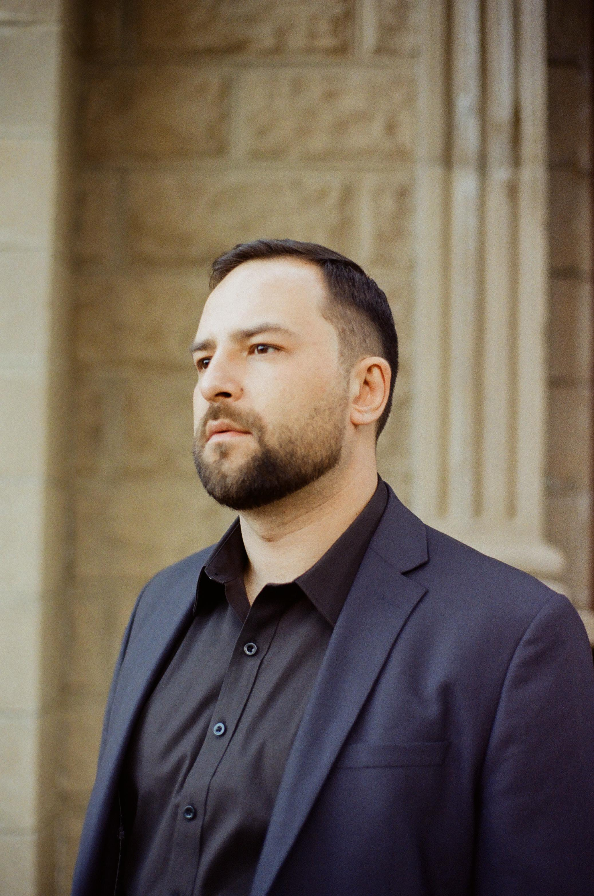 Игорь. Film portrait photographer