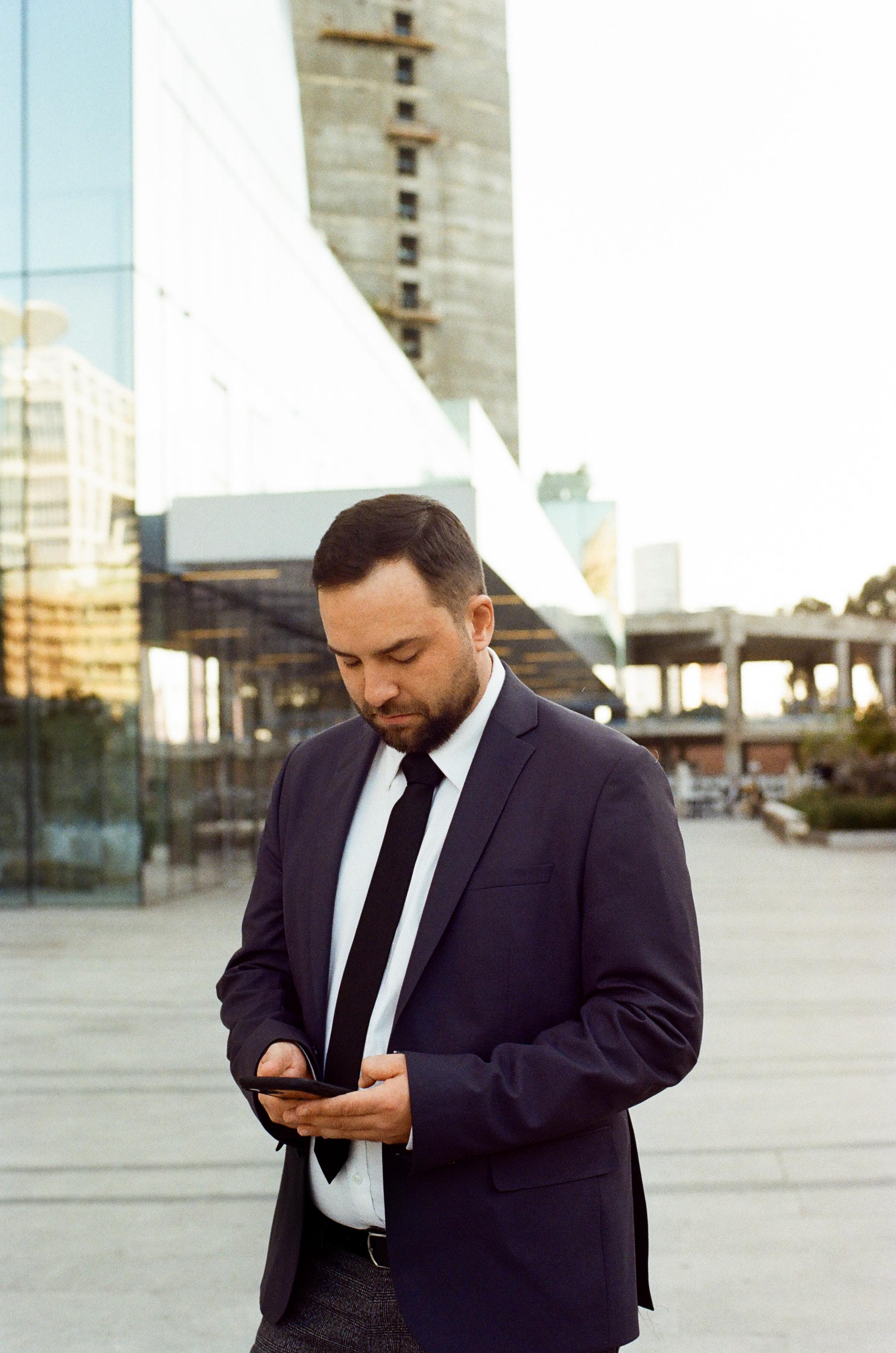 Игорь. Film portrait photographer