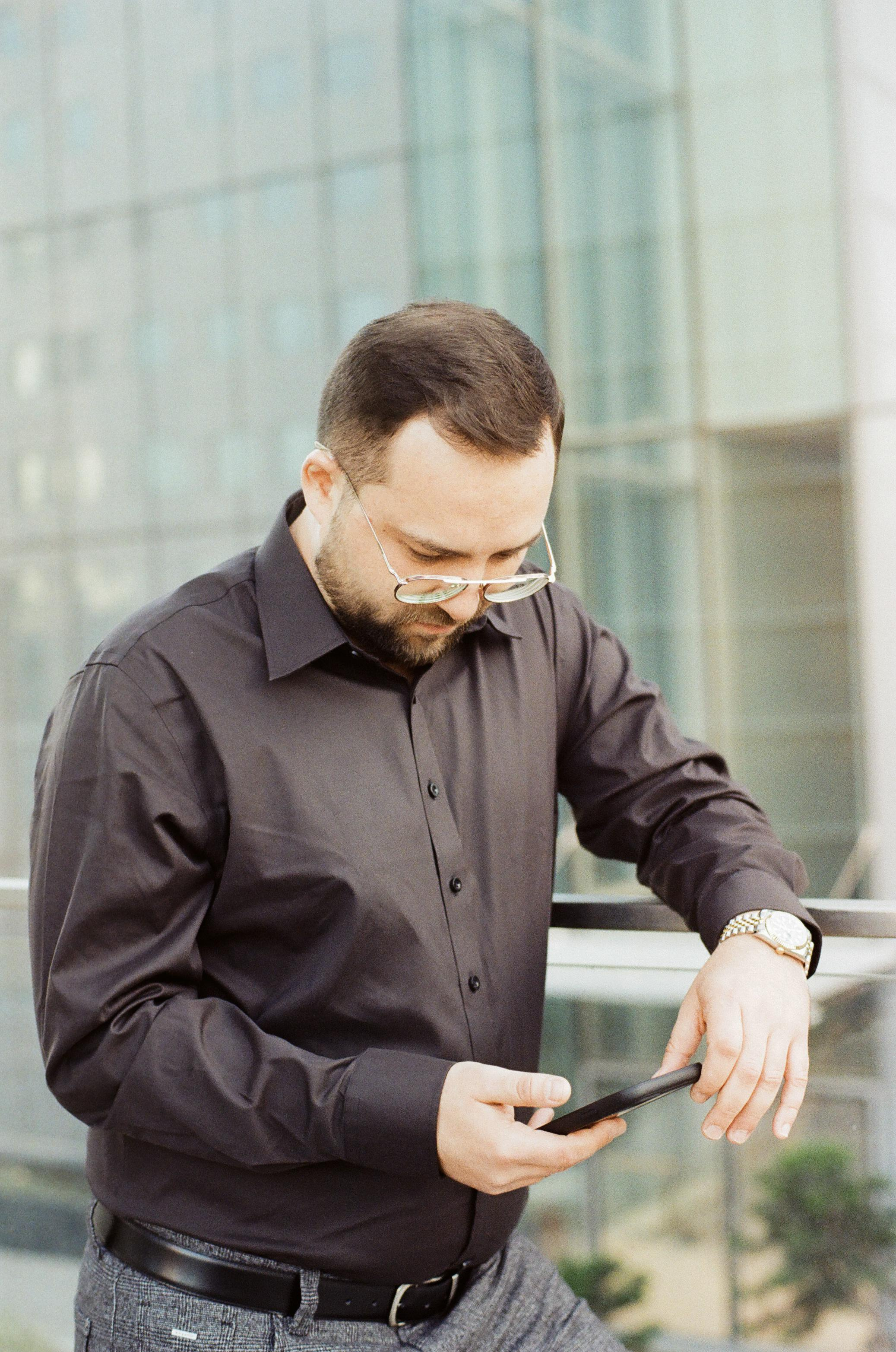 Игорь. Film portrait photographer