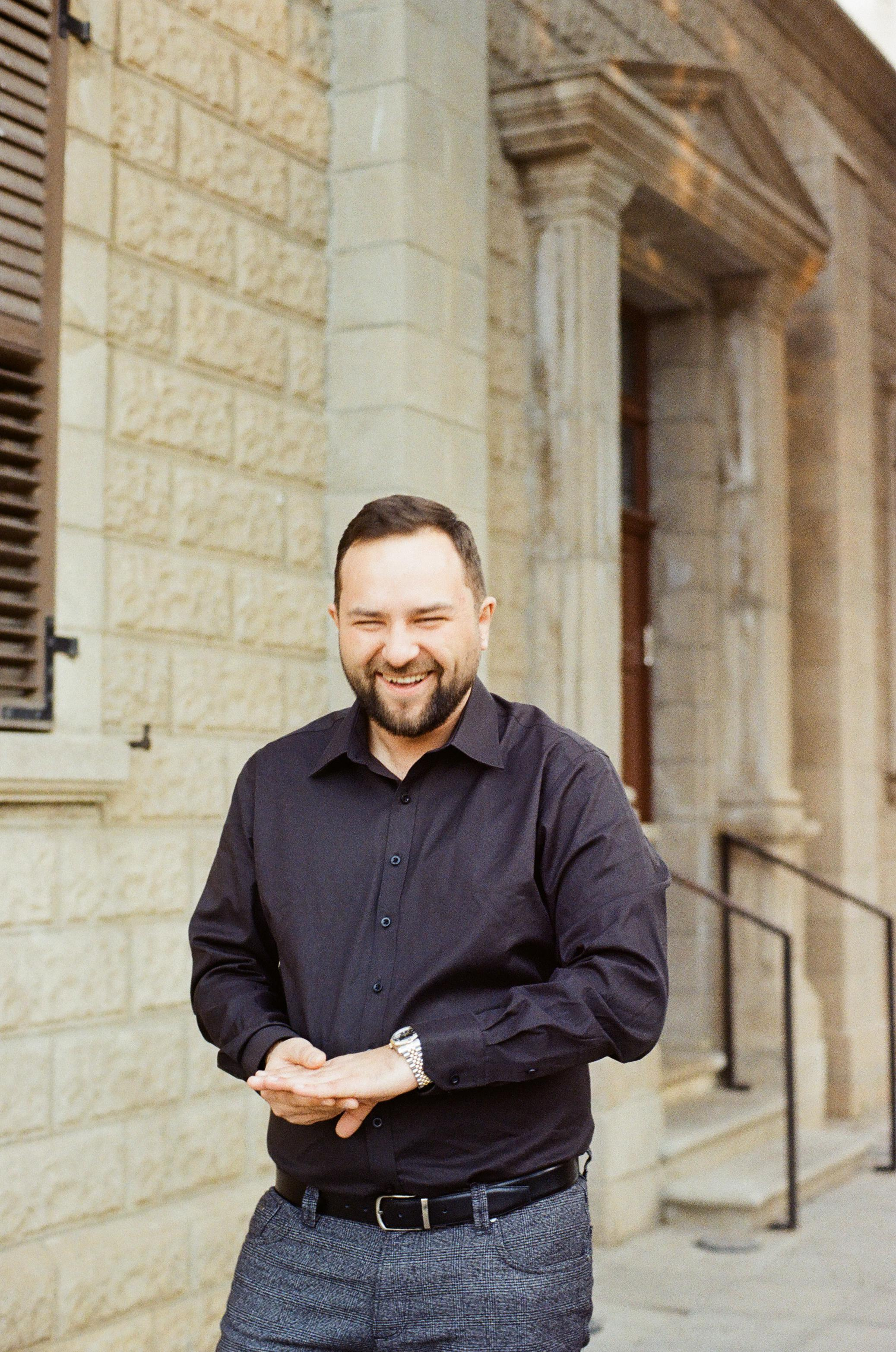 Игорь. Film portrait photographer