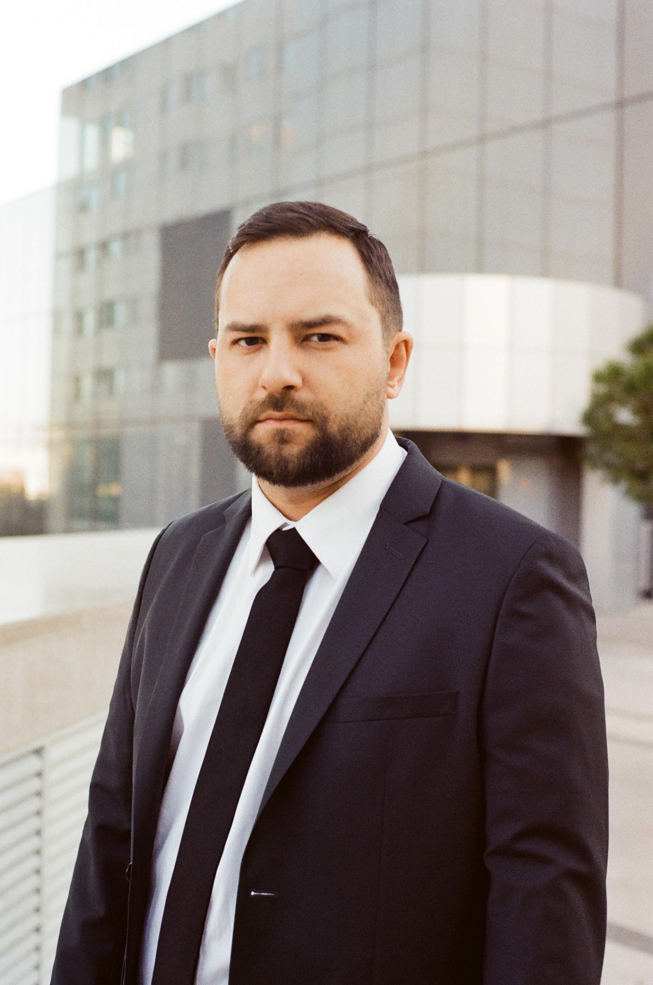 Игорь. Film portrait photographer