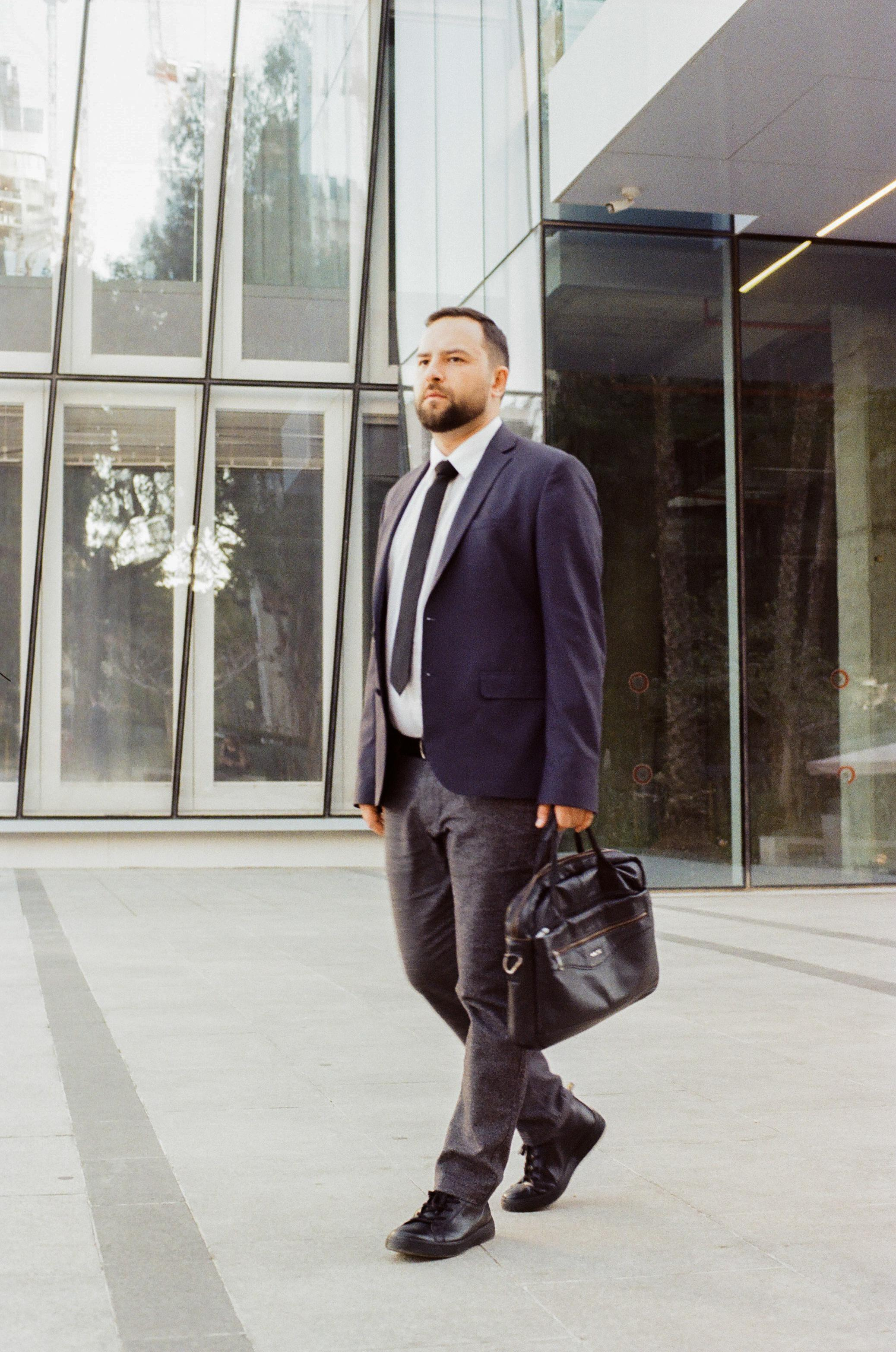 Игорь. Film portrait photographer