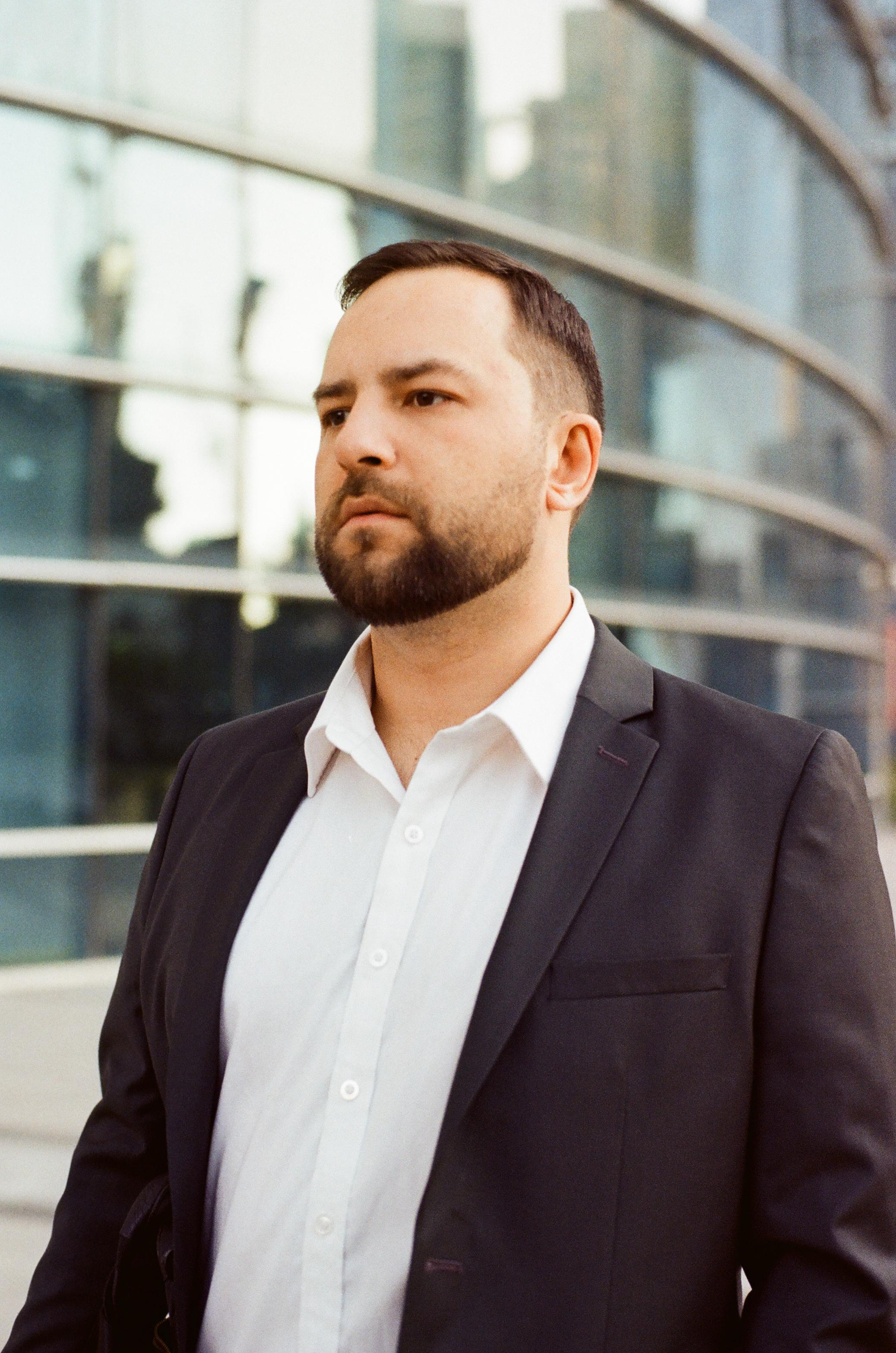 Игорь. Film portrait photographer