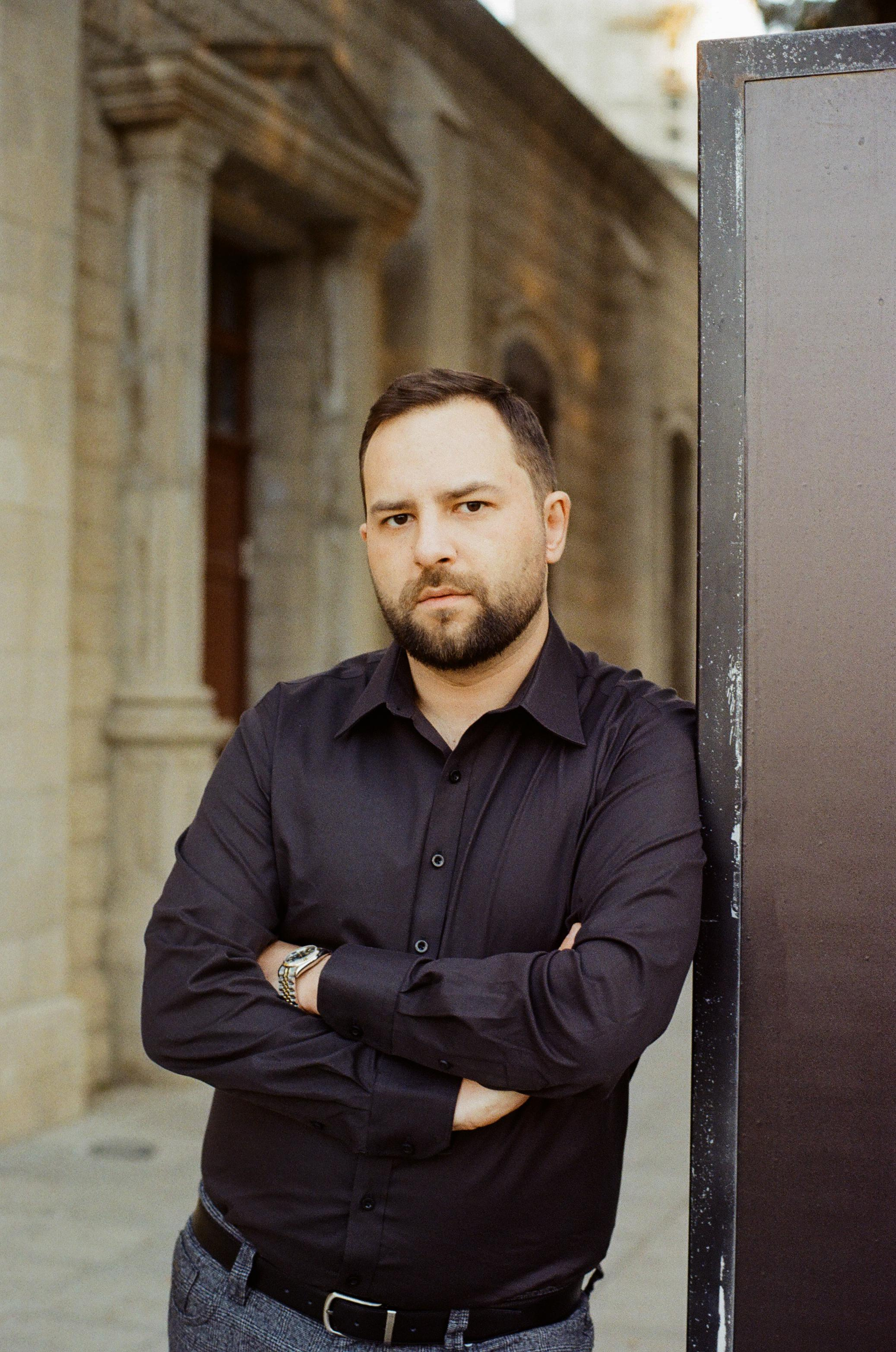 Игорь. Film portrait photographer