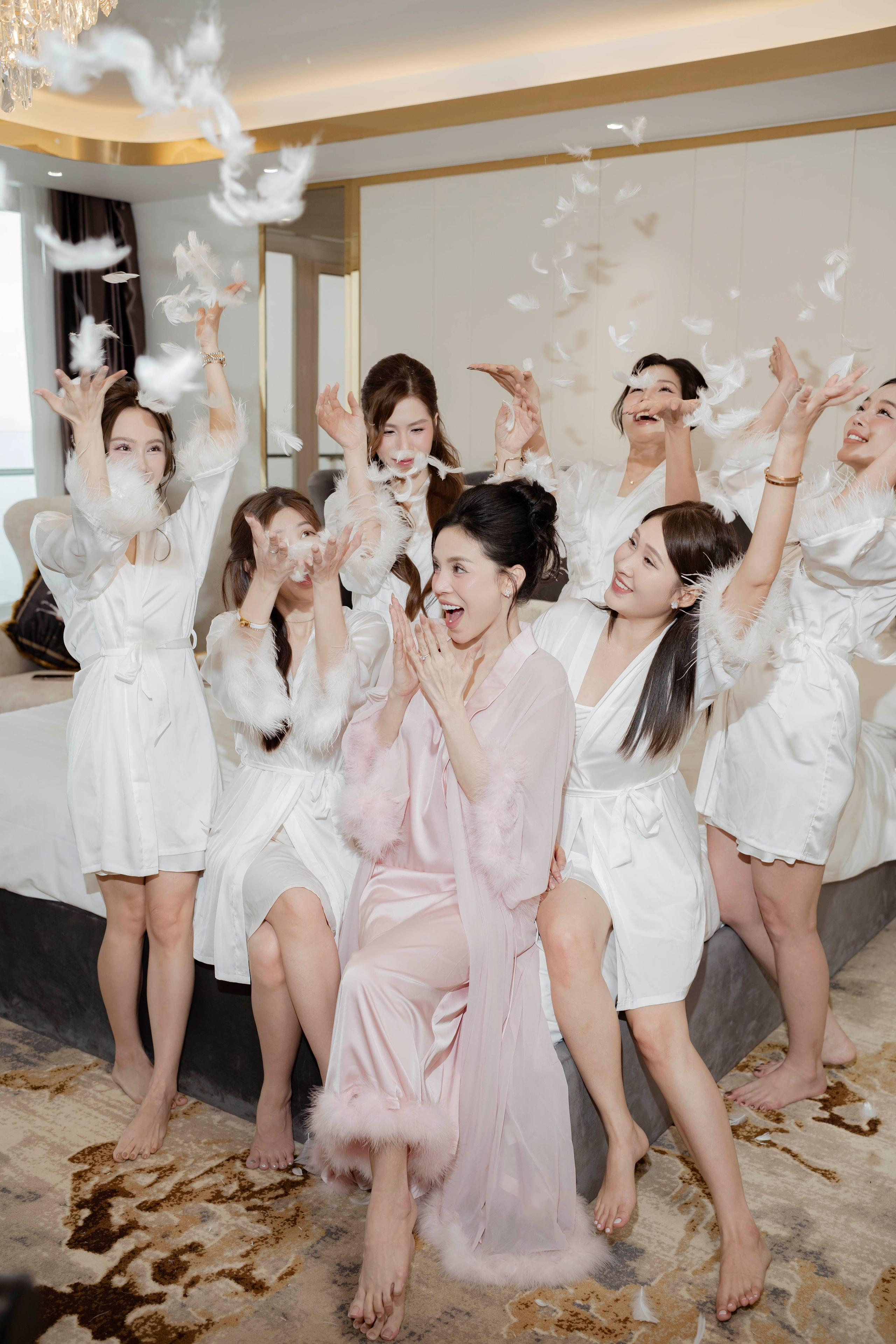 VIDEOGRAPHY. WEDDING PHOTOGRAPHER IN VIETNAM