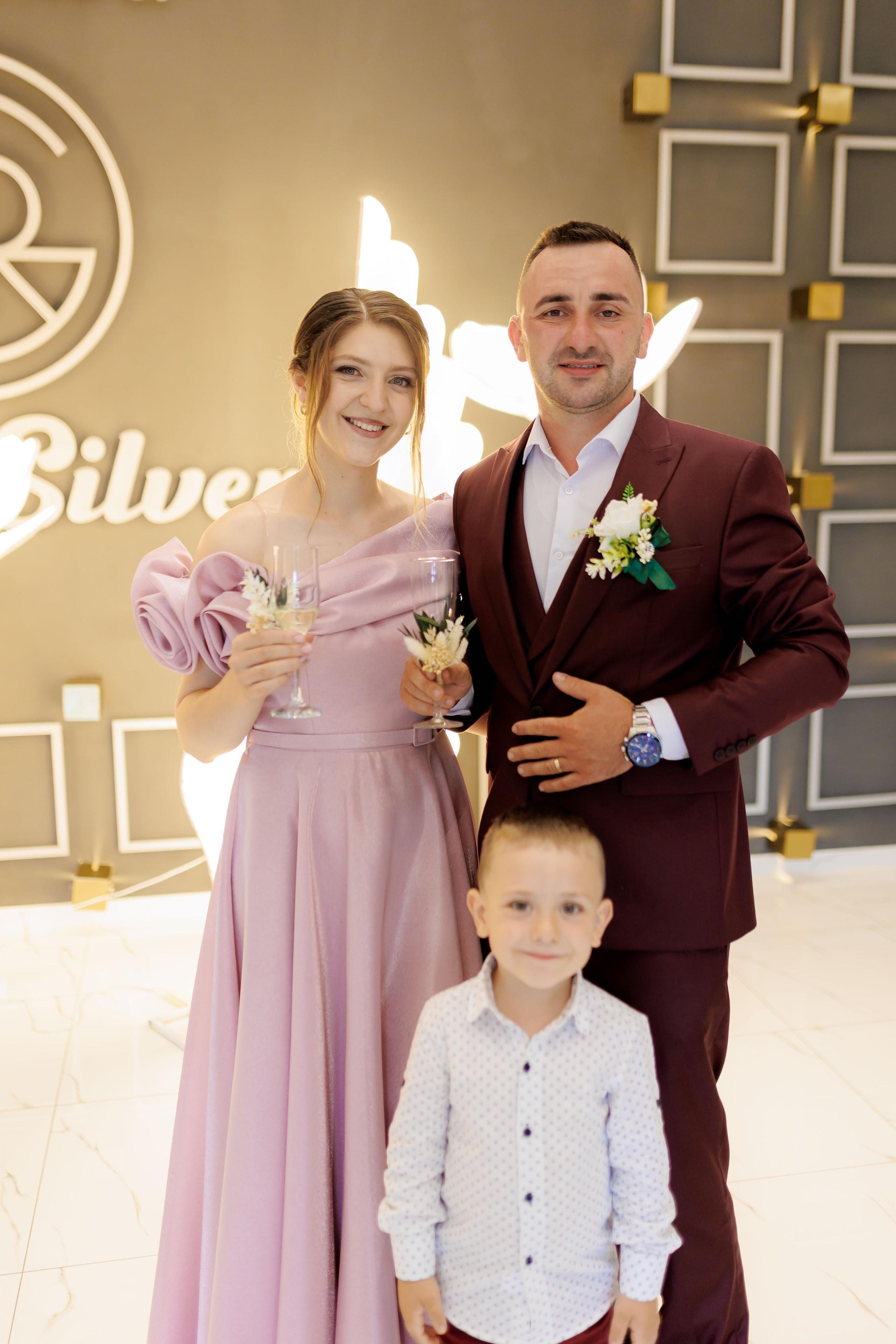 Nunta Nicoleta & Răzvan | Fotografie & Videografie Profesională. Servicii foto-video profesionale, pentru momente de neuitat