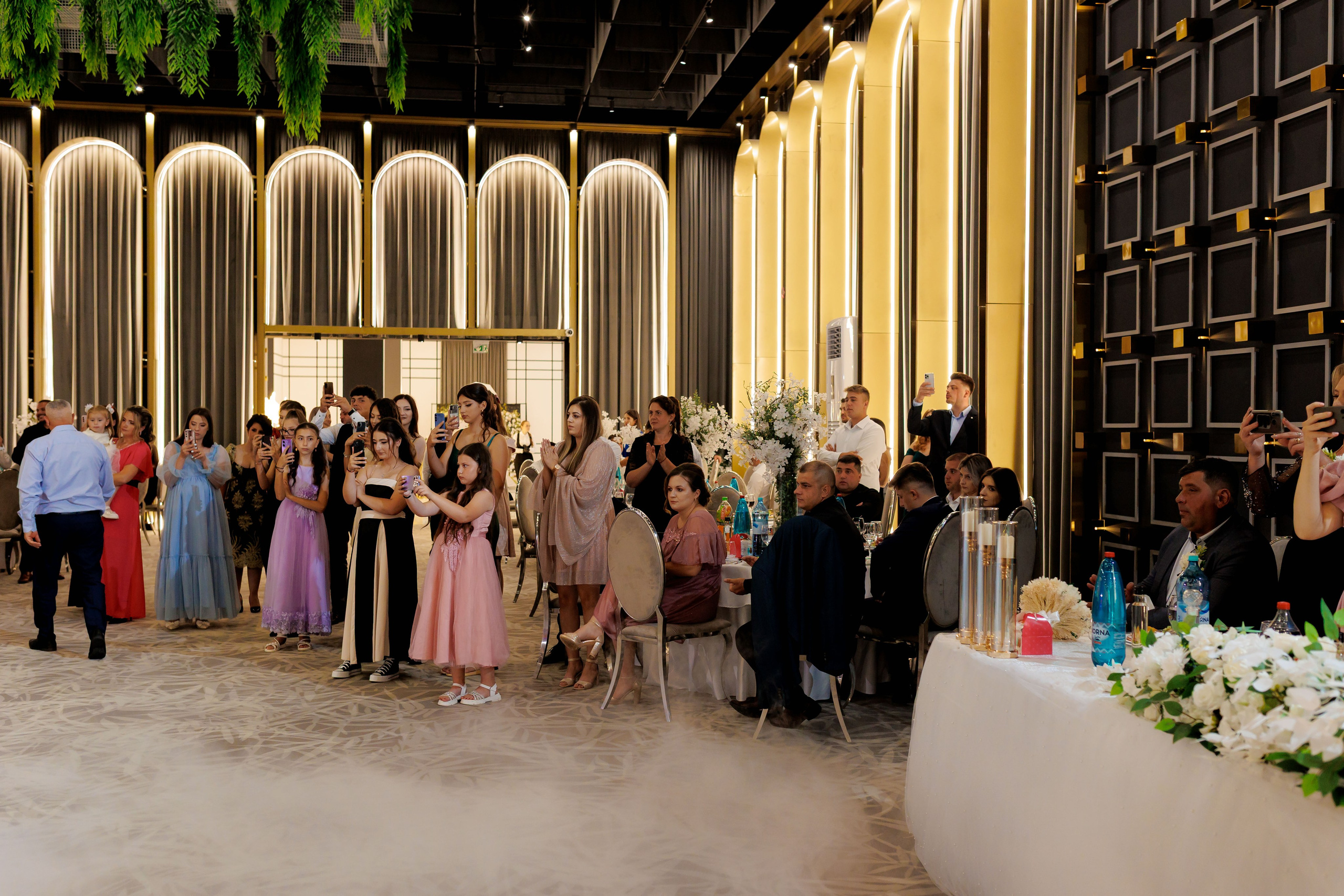 Nunta Nicoleta & Răzvan | Fotografie & Videografie Profesională. Servicii foto-video profesionale, pentru momente de neuitat