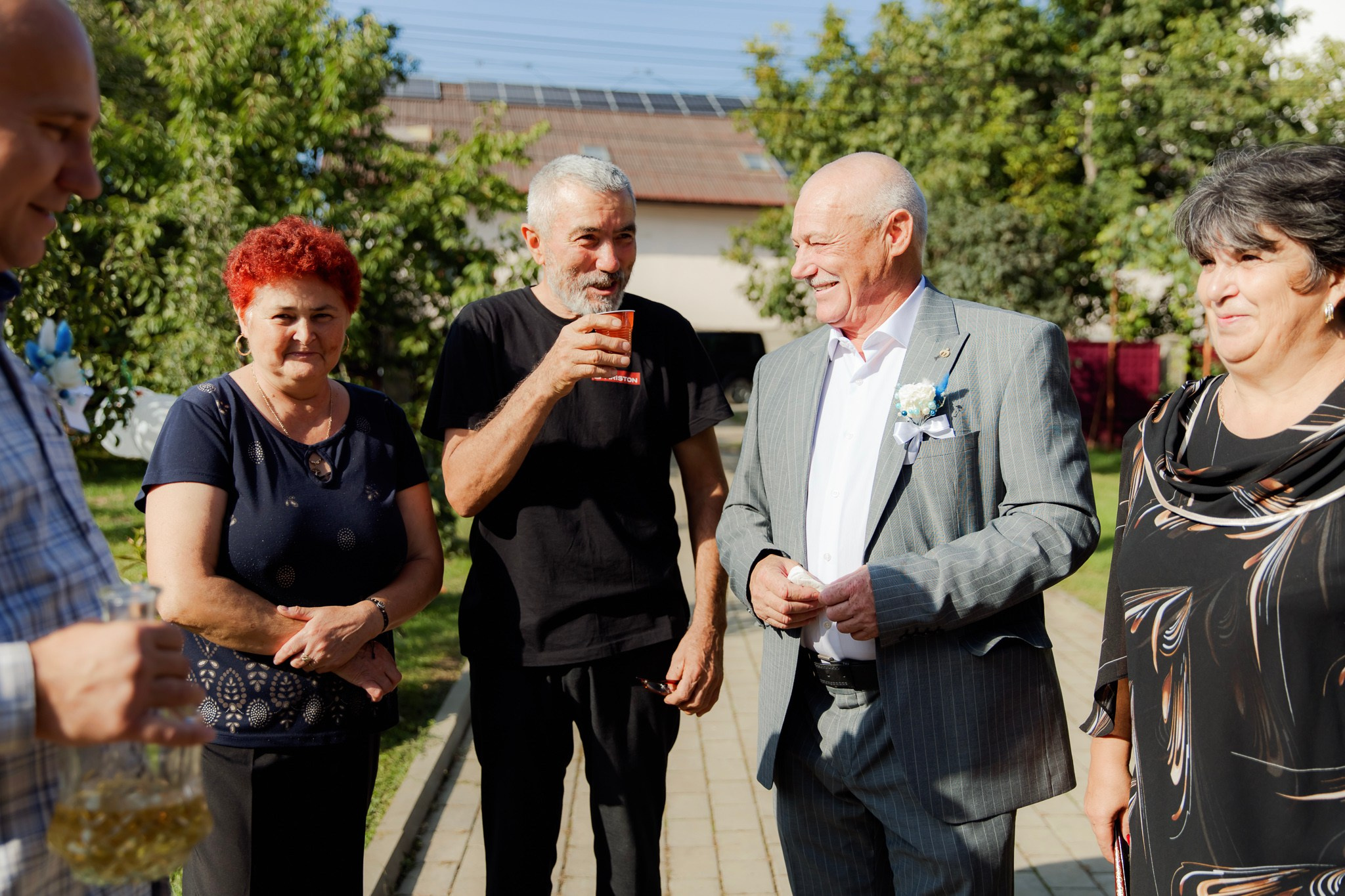 Mihai & Oana. Servicii foto-video profesionale, pentru momente de neuitat