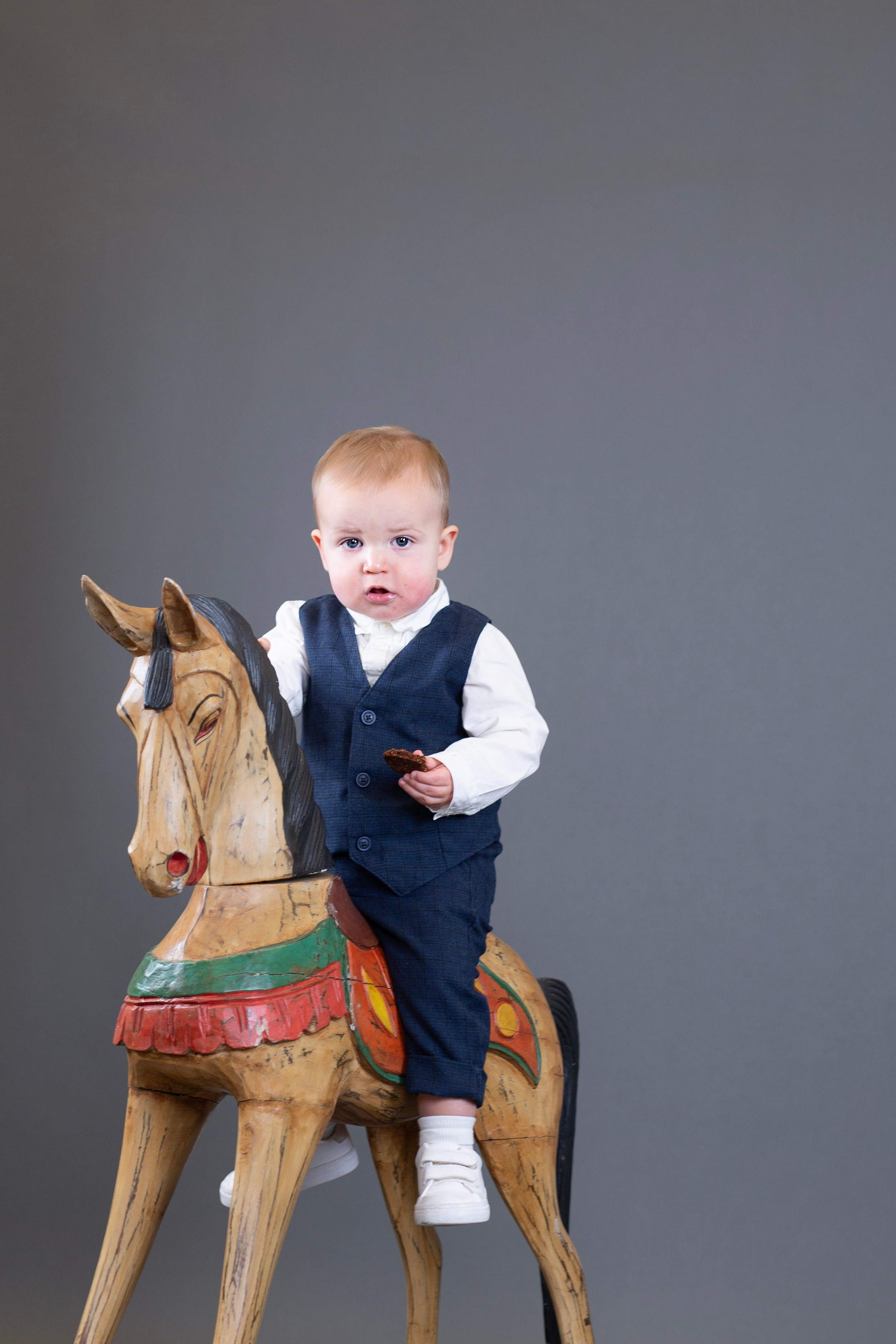 Agata. Family and real state photographer in Haugesund Dina Vikra