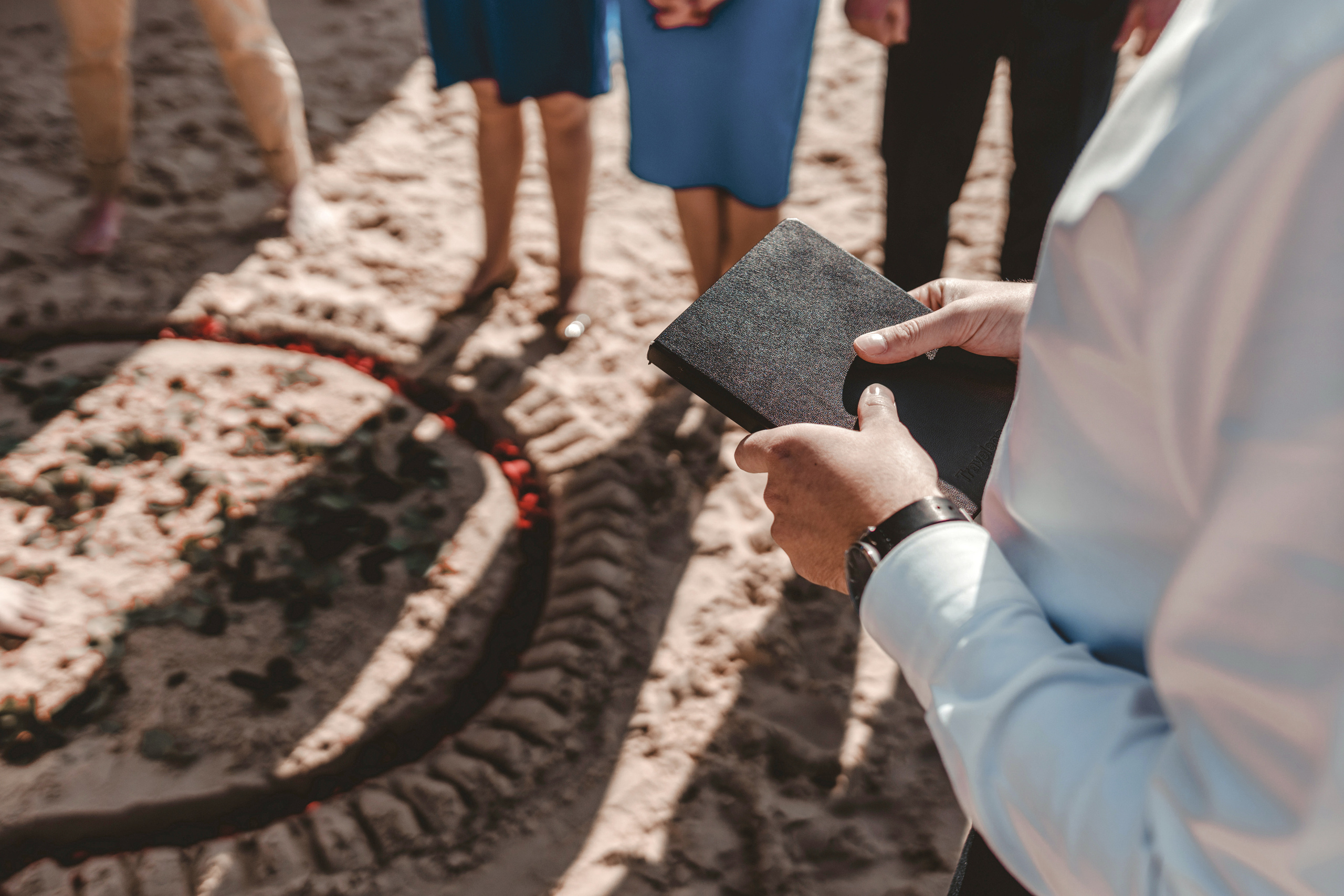 Wedding ceremony on the beach, Nerijus & Egle. Porto Travel Photographer | Couples & Vacation Photos in Portugal — WePortugal