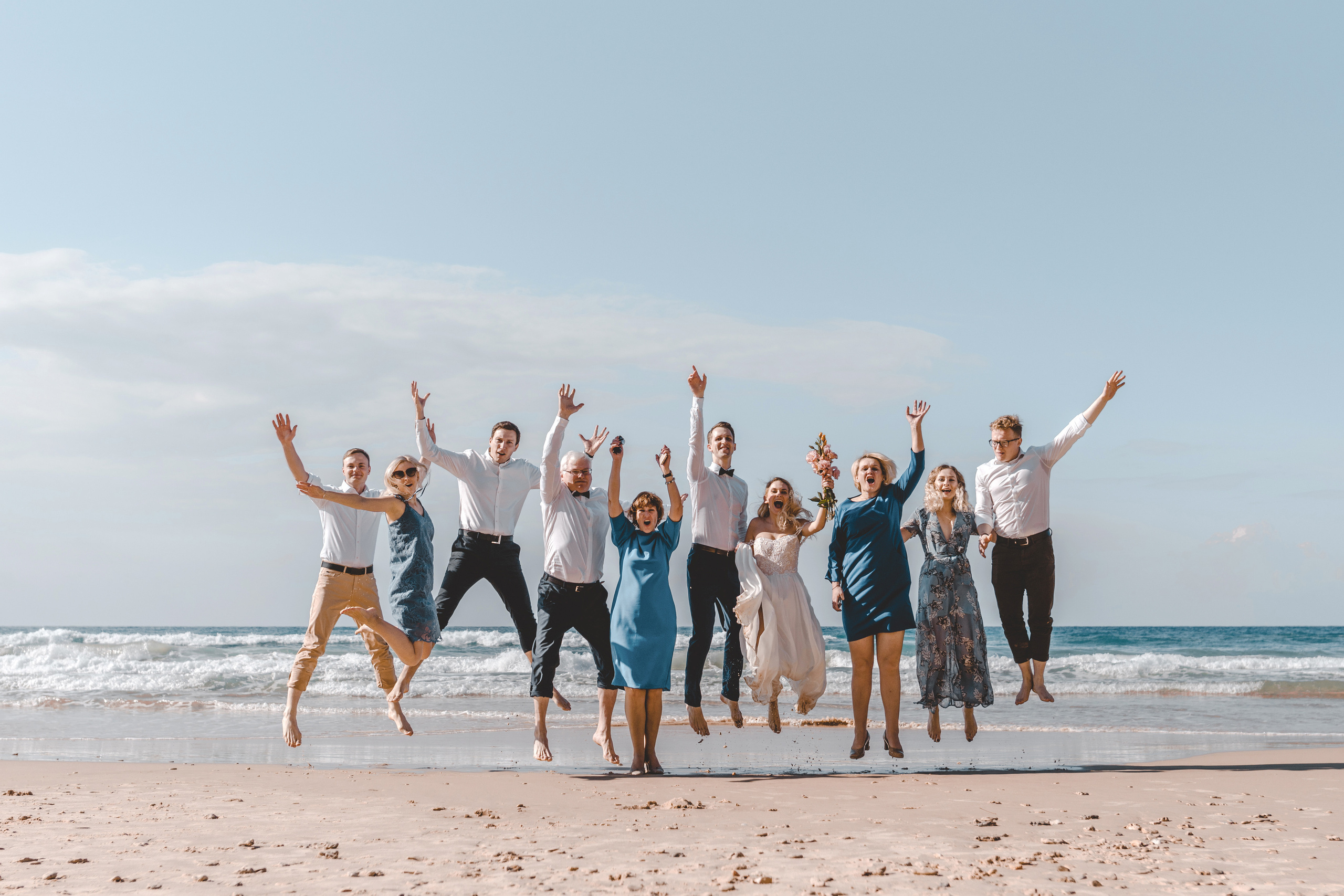 Wedding ceremony on the beach, Nerijus & Egle. Porto Travel Photographer | Couples & Vacation Photos in Portugal — WePortugal