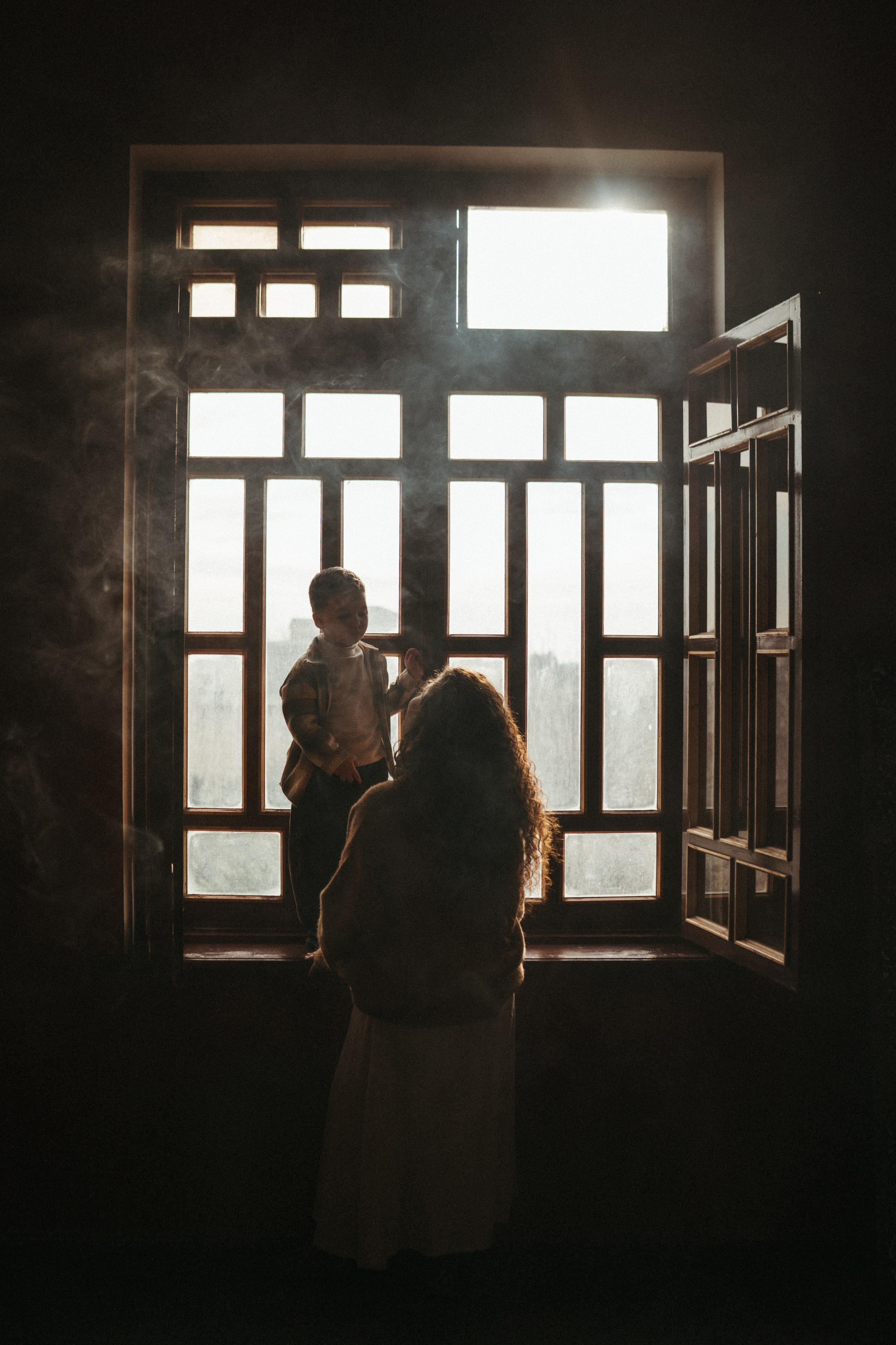 Lika and Anar. Family photographer in Saudi Arabia