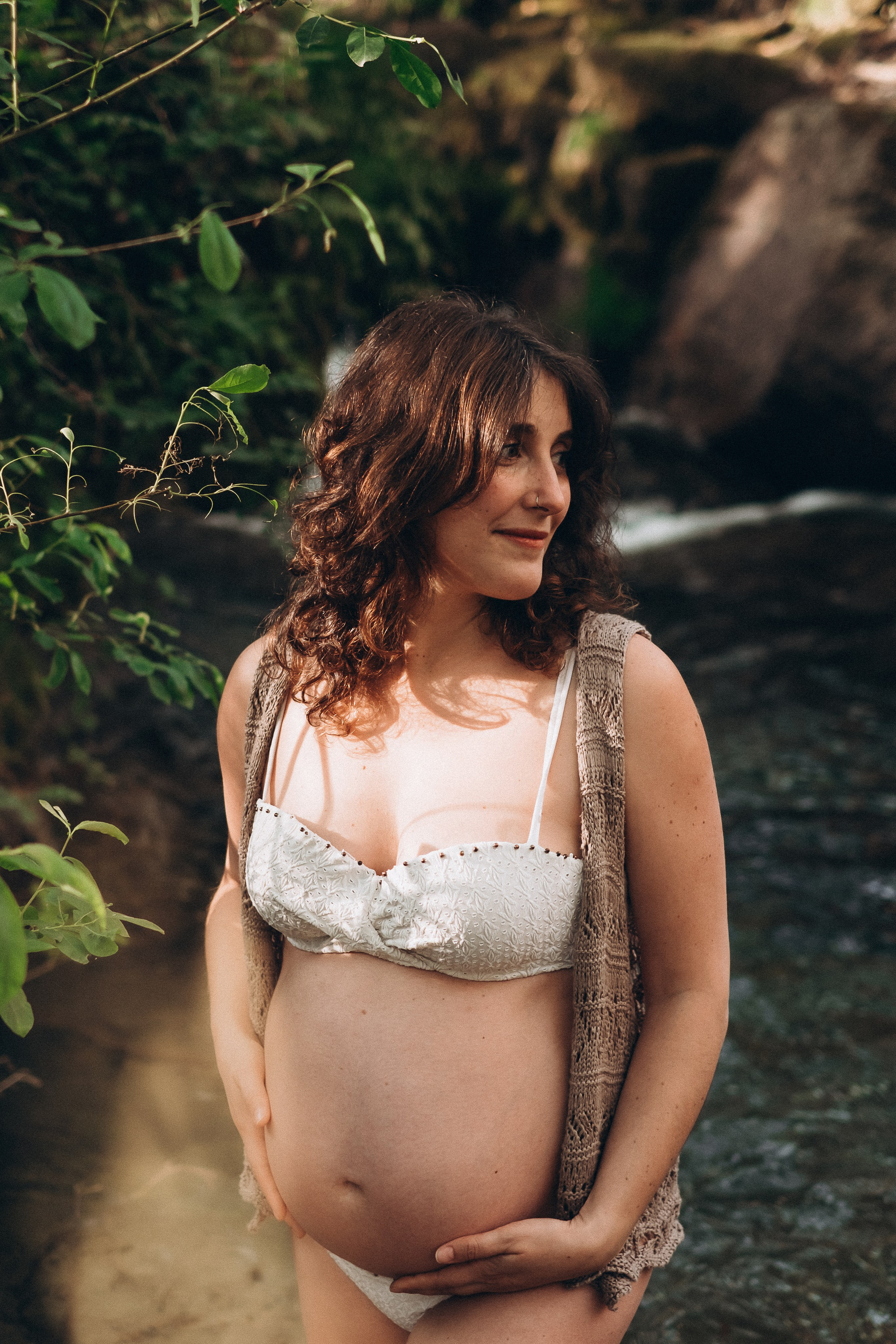 Maternity Photoshoot in Portugal — Artistic Pregnancy Session