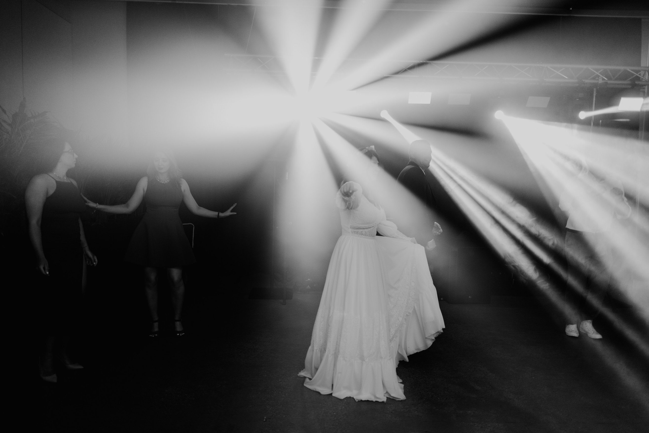 Flori & Cosmin. Main