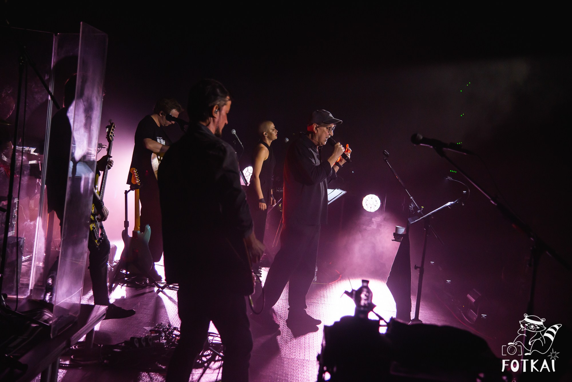 DDT — Fotos del concierto en Auditorio Roig Arena, Valencia, 2026 | FOTKAI