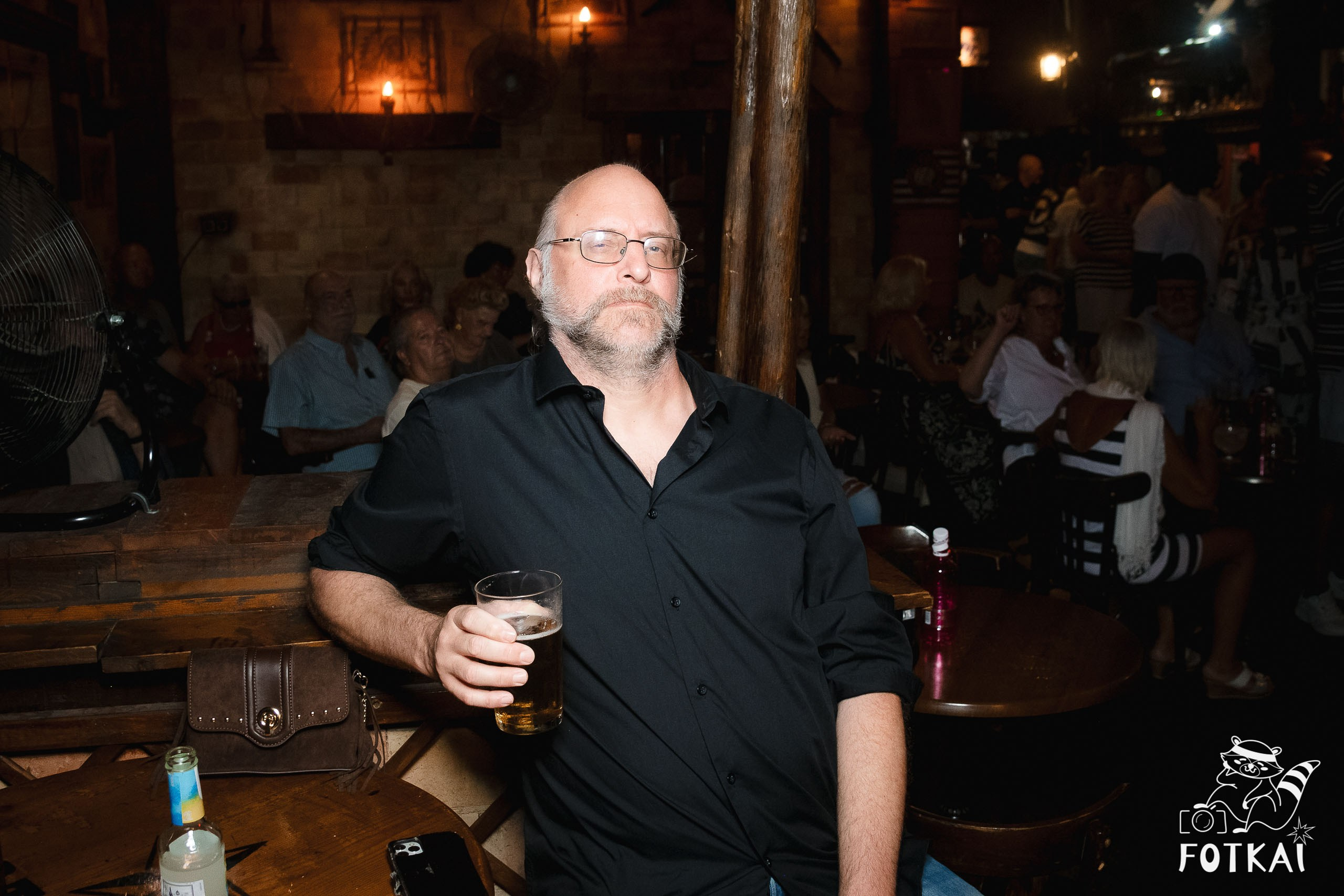 El Paso Rock Bar Torrevieja: Reportaje fotográfico 03.10.25 | FOTKAI