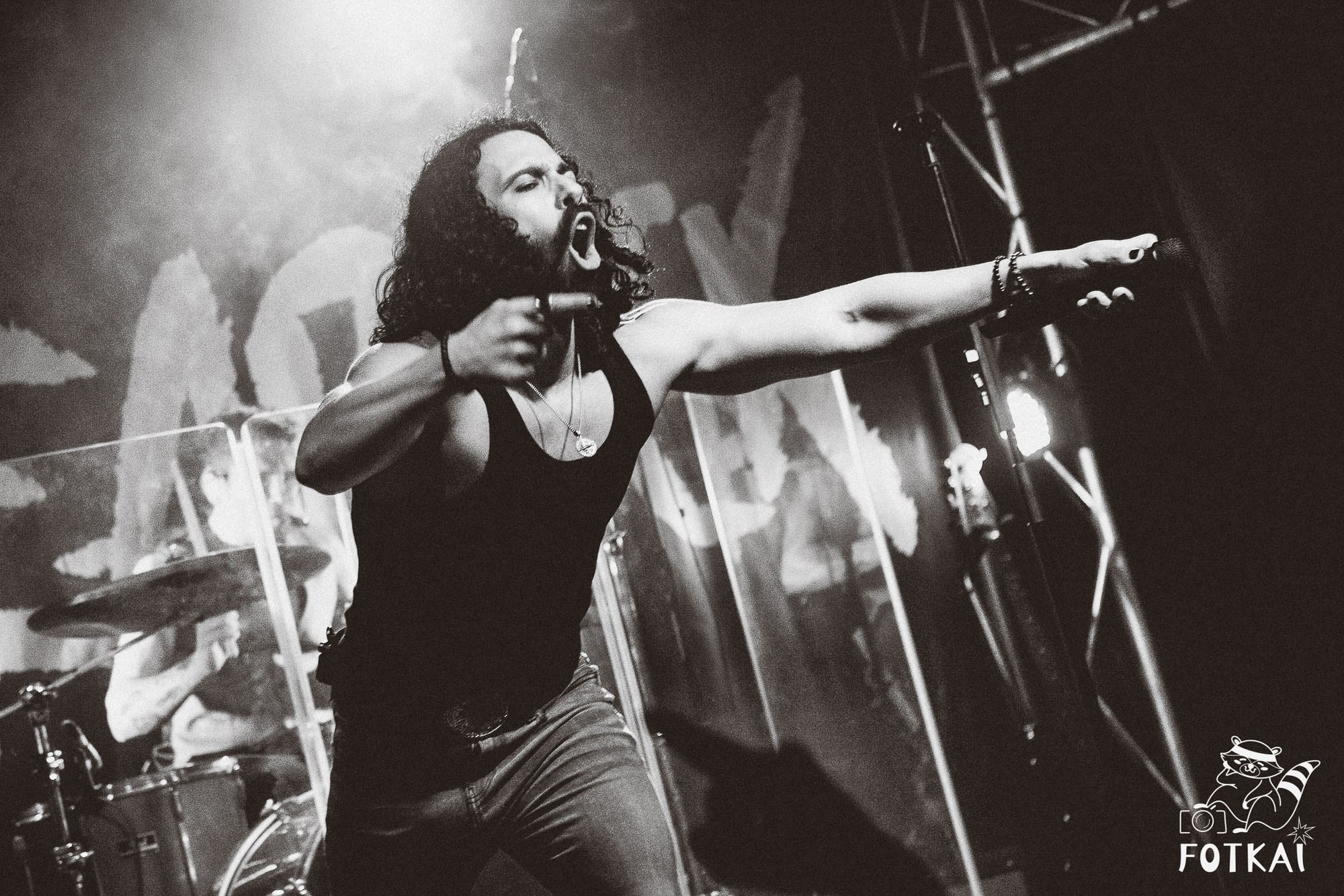 DENISDENIS — reportaje fotográfico del concierto en la Sala Marearock (Alicante) | FOTKAI