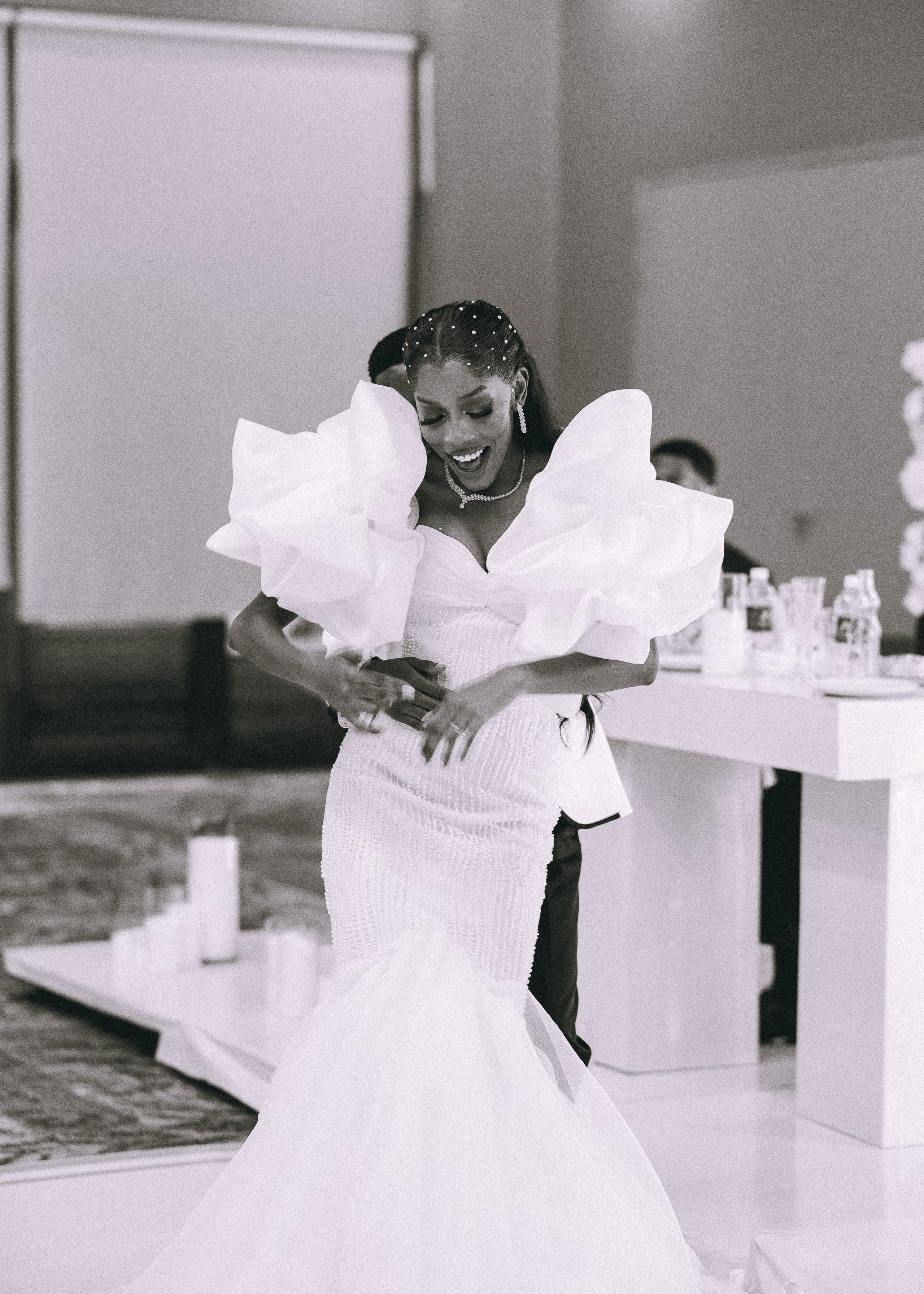 Dror Studios | Weddings, Portraits and Commercial Photography