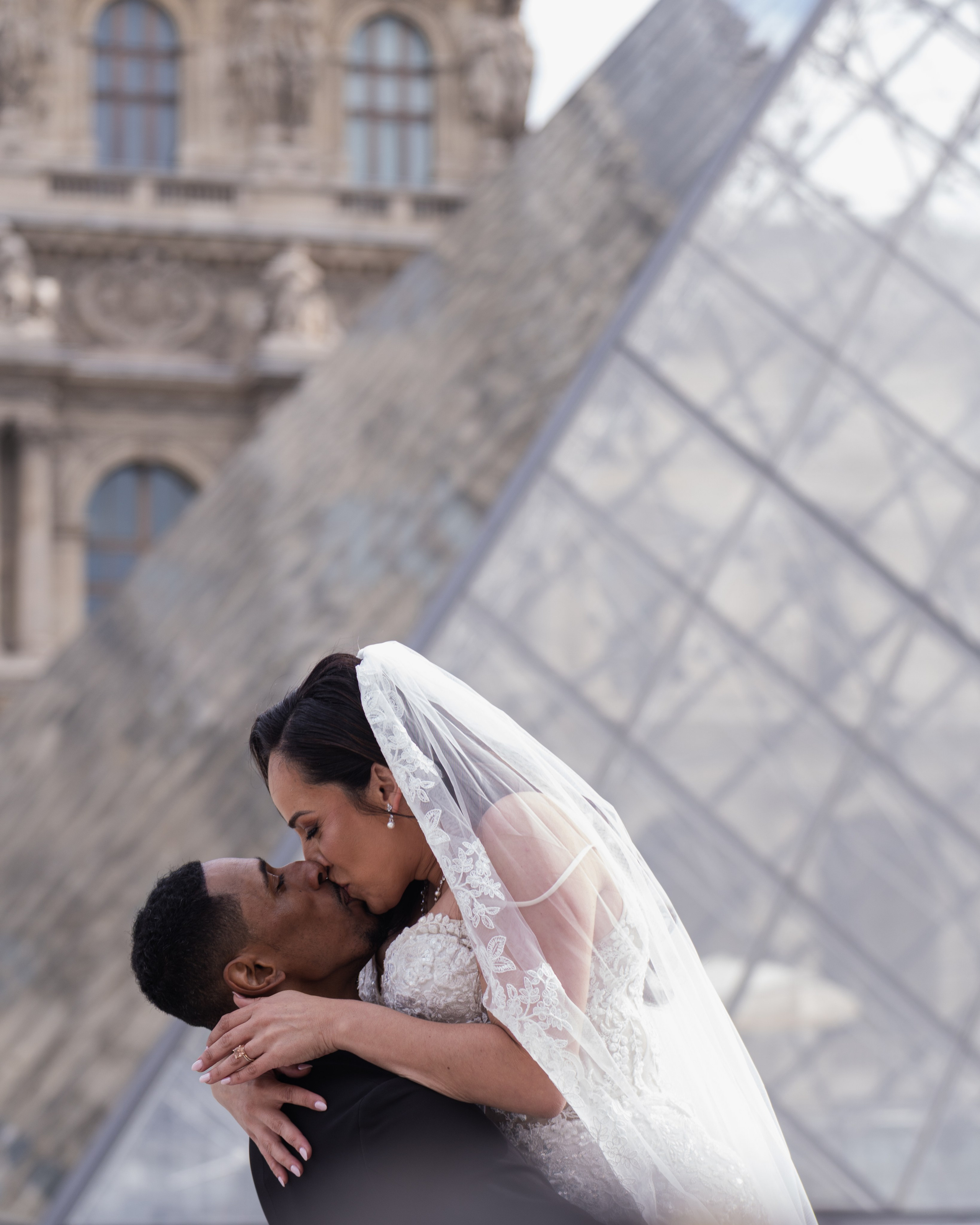 Séance Photo de Mariage à Paris - Photographie de Mariage | Eugenia Andres. Photographe à Genève - Eugenia Andres