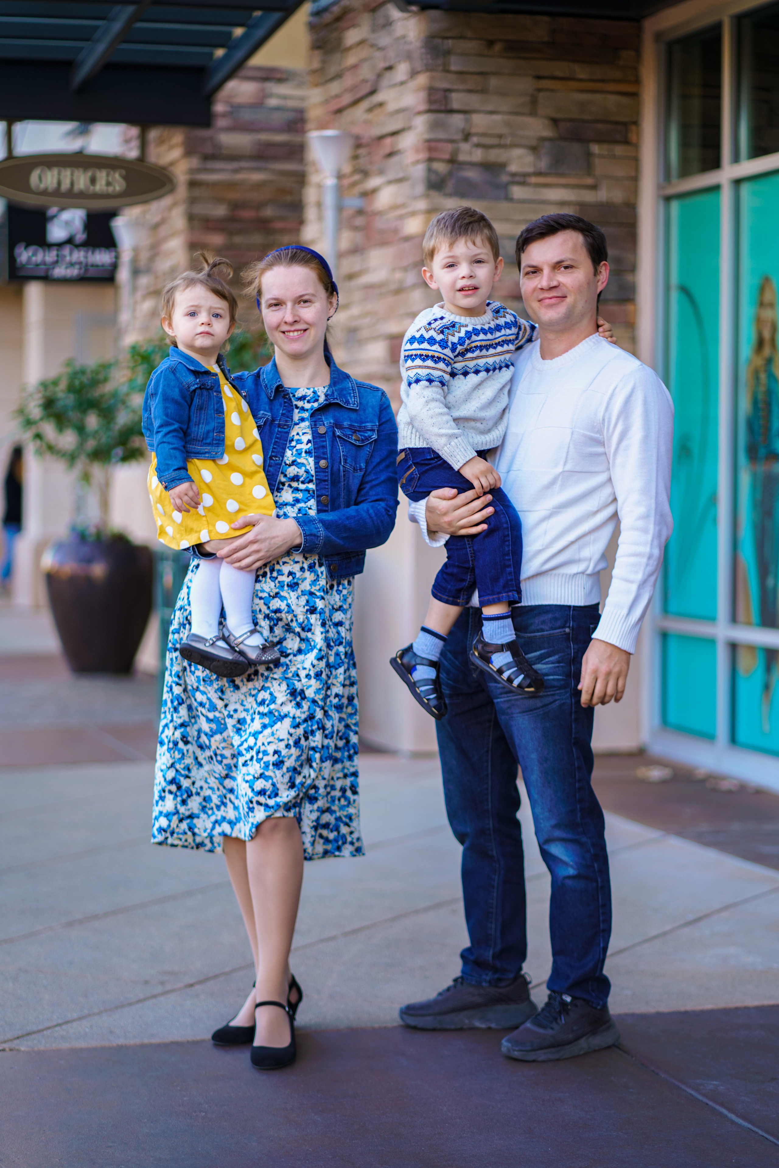 Milish Family. Sacramento Photographer — Olga Maltseva based in California