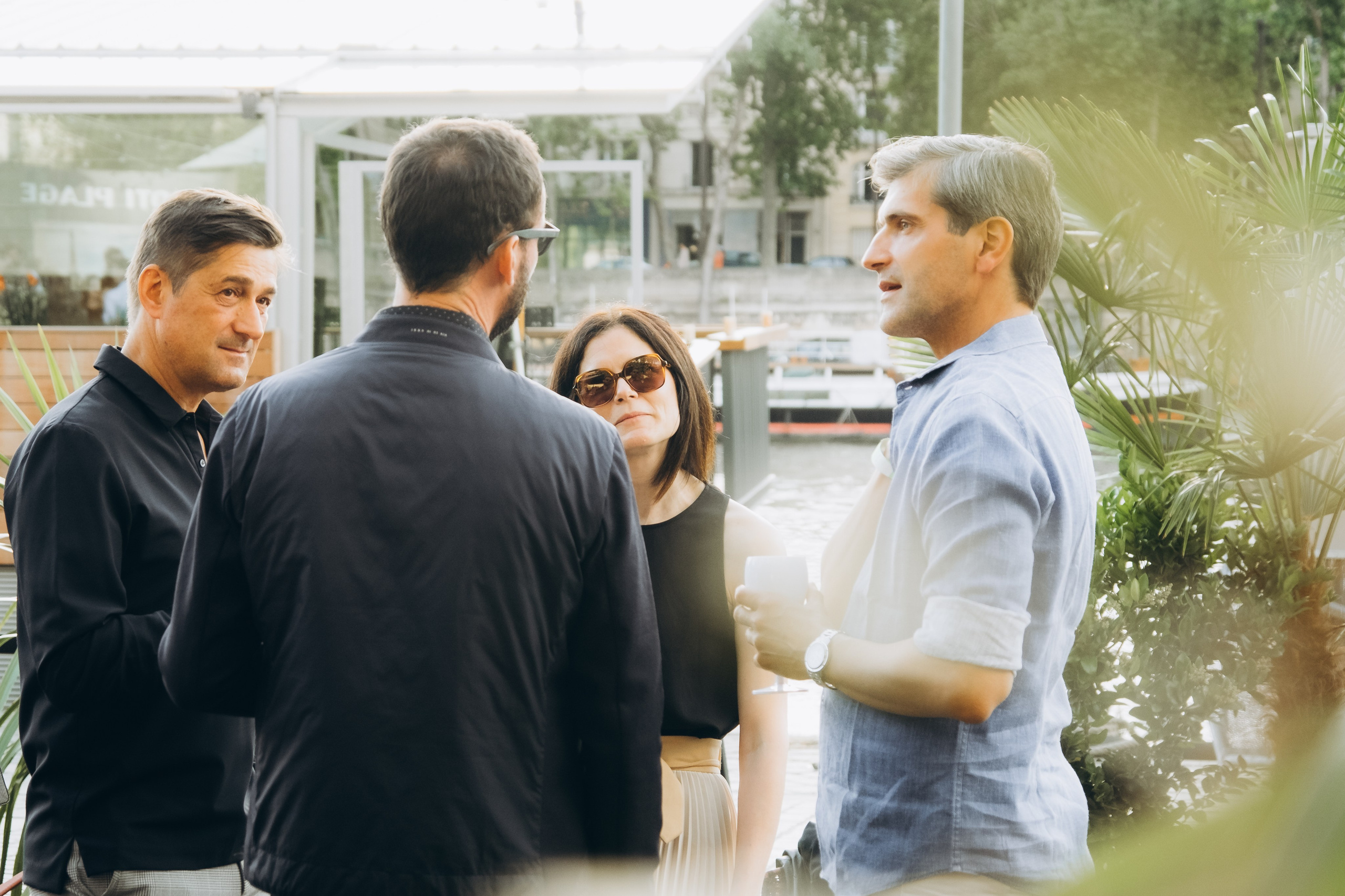 Marie’s Birthday with an Eiffel Tower view. Photographer in Paris Marina Chaput