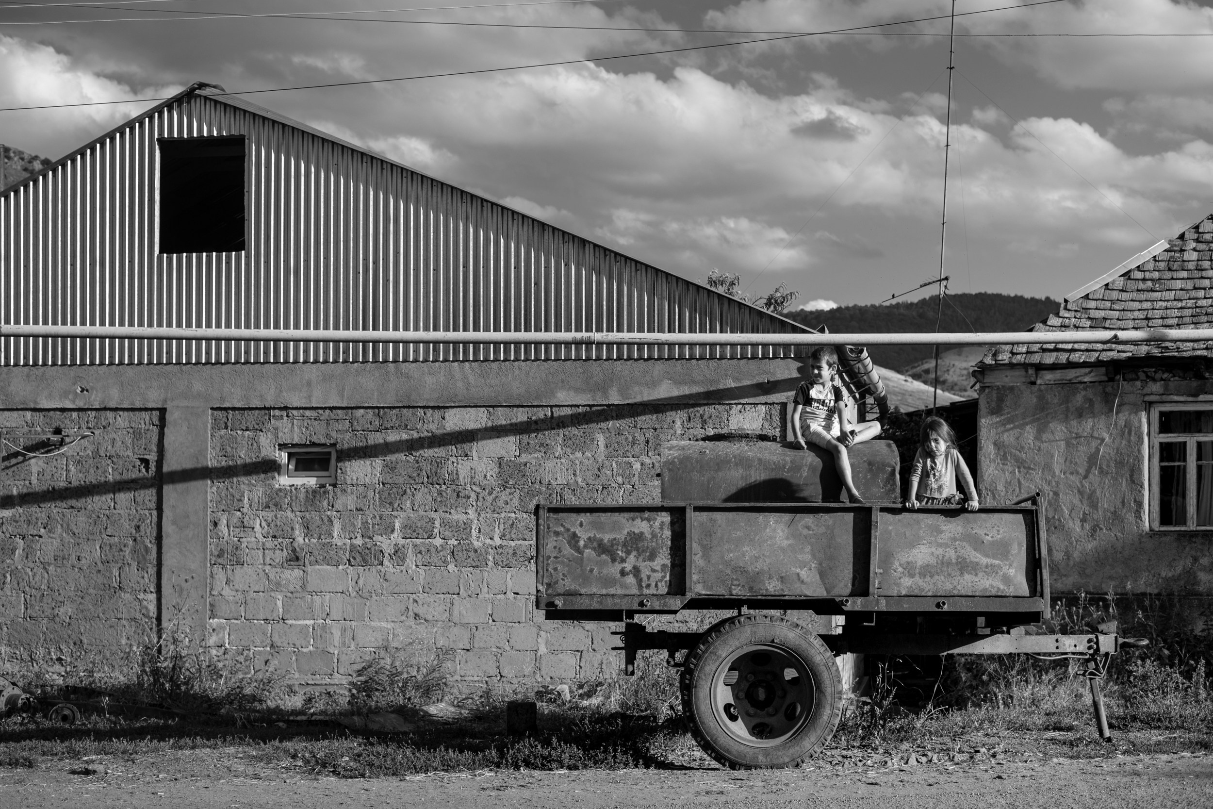 EARTH & SONG Vardablur, 2025. Areg Balayan — Photographer/Visual Artist