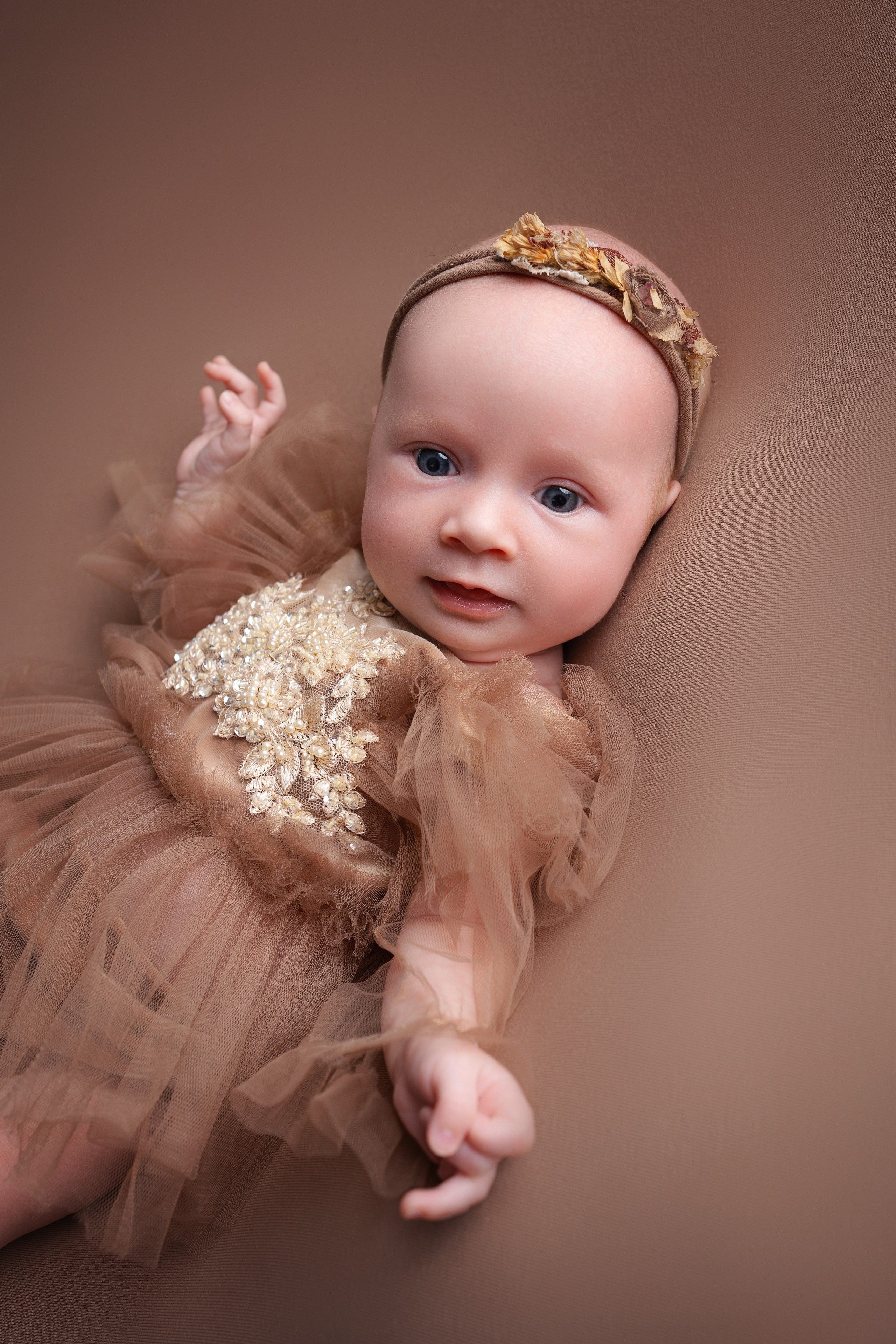 1+1. Neugeborenenfotografin und Retoucher in Augsburg Nastassia Schneider