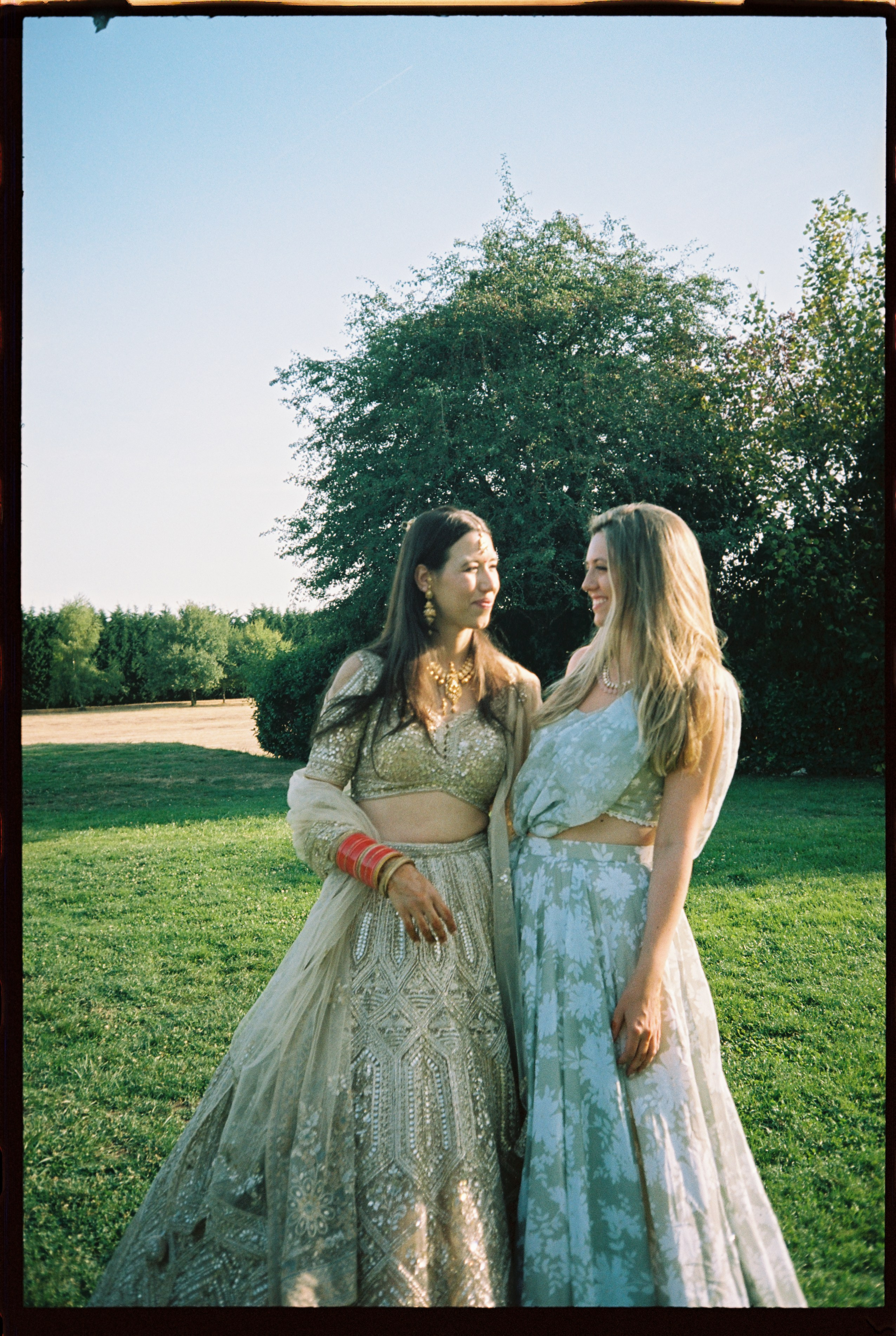 Wedding in a French Château | Destination Wedding Photography. Wedding photographer in Italy