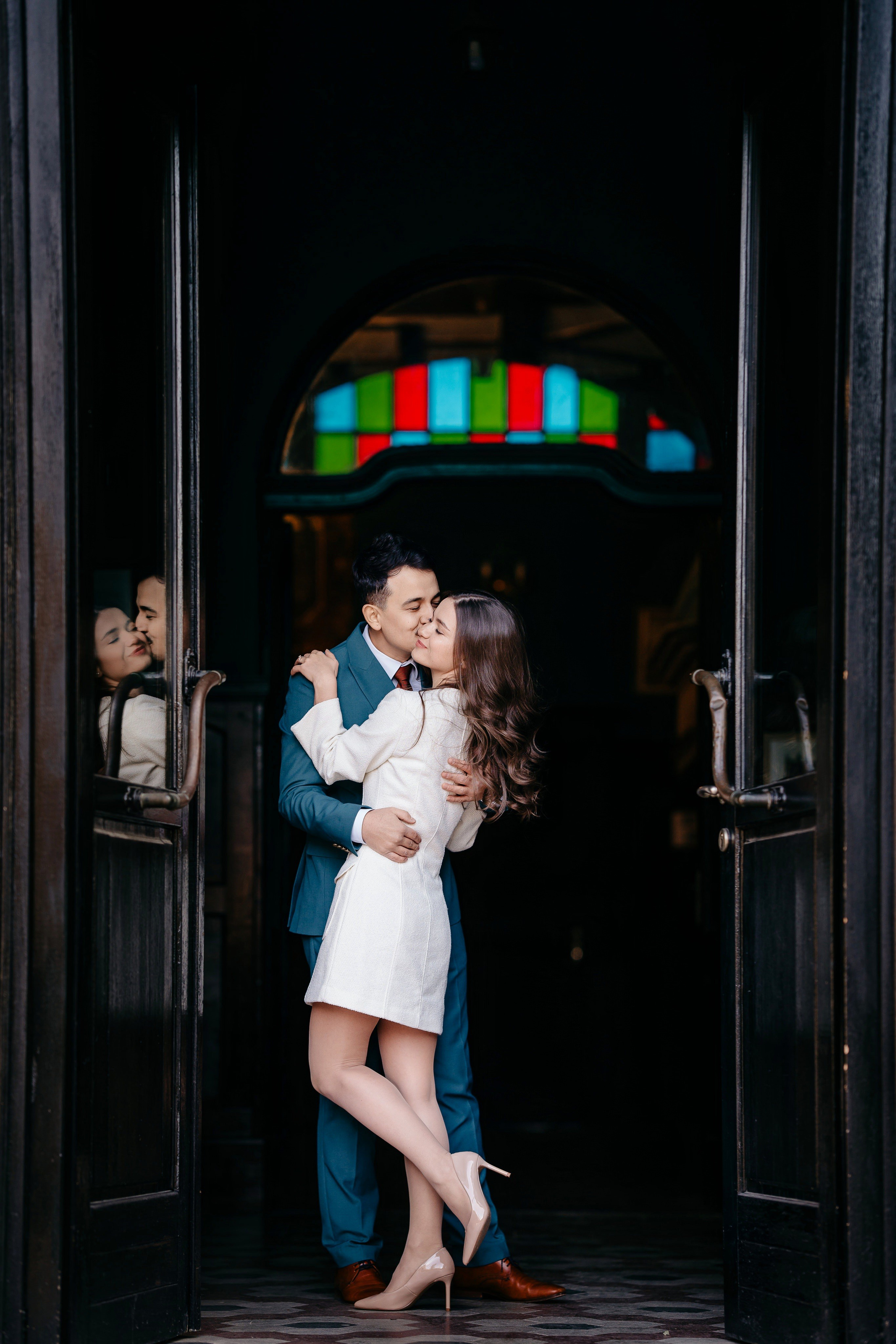 Sedinta Foto la Castelul Ghika. Raw Studio. Fotograful tau de nunta!