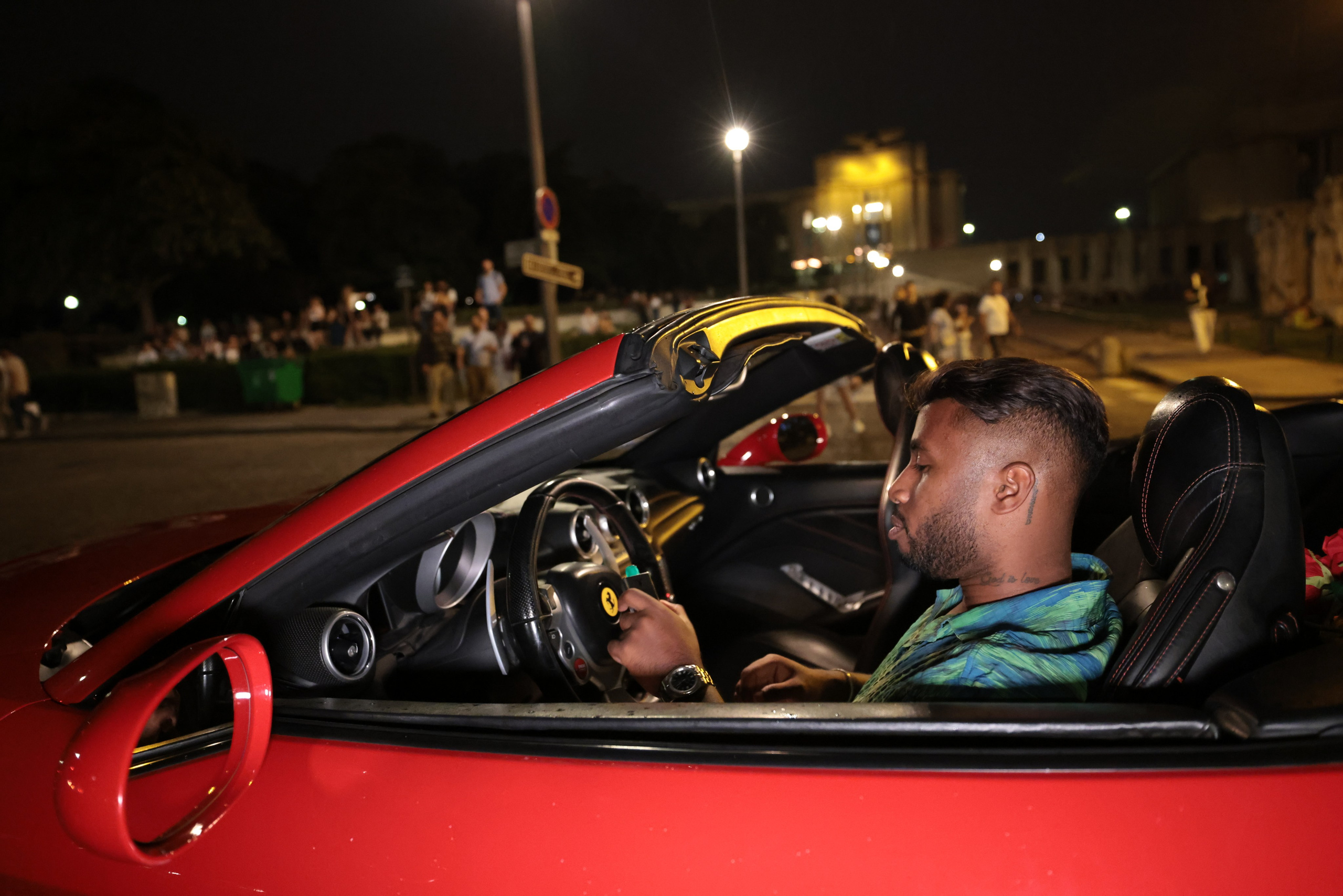 Ken. Director — Photo & Video Paris