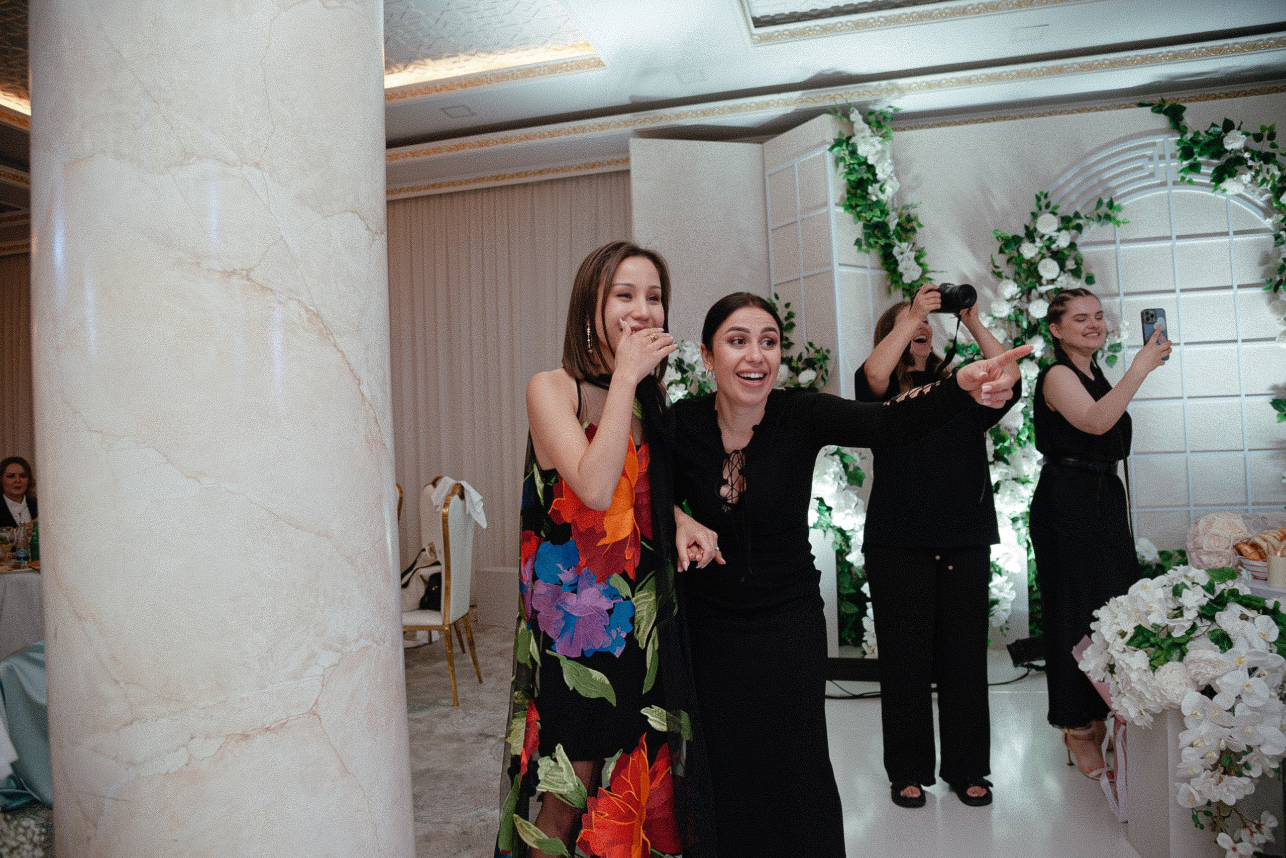 Botir & Zukhra. Главная